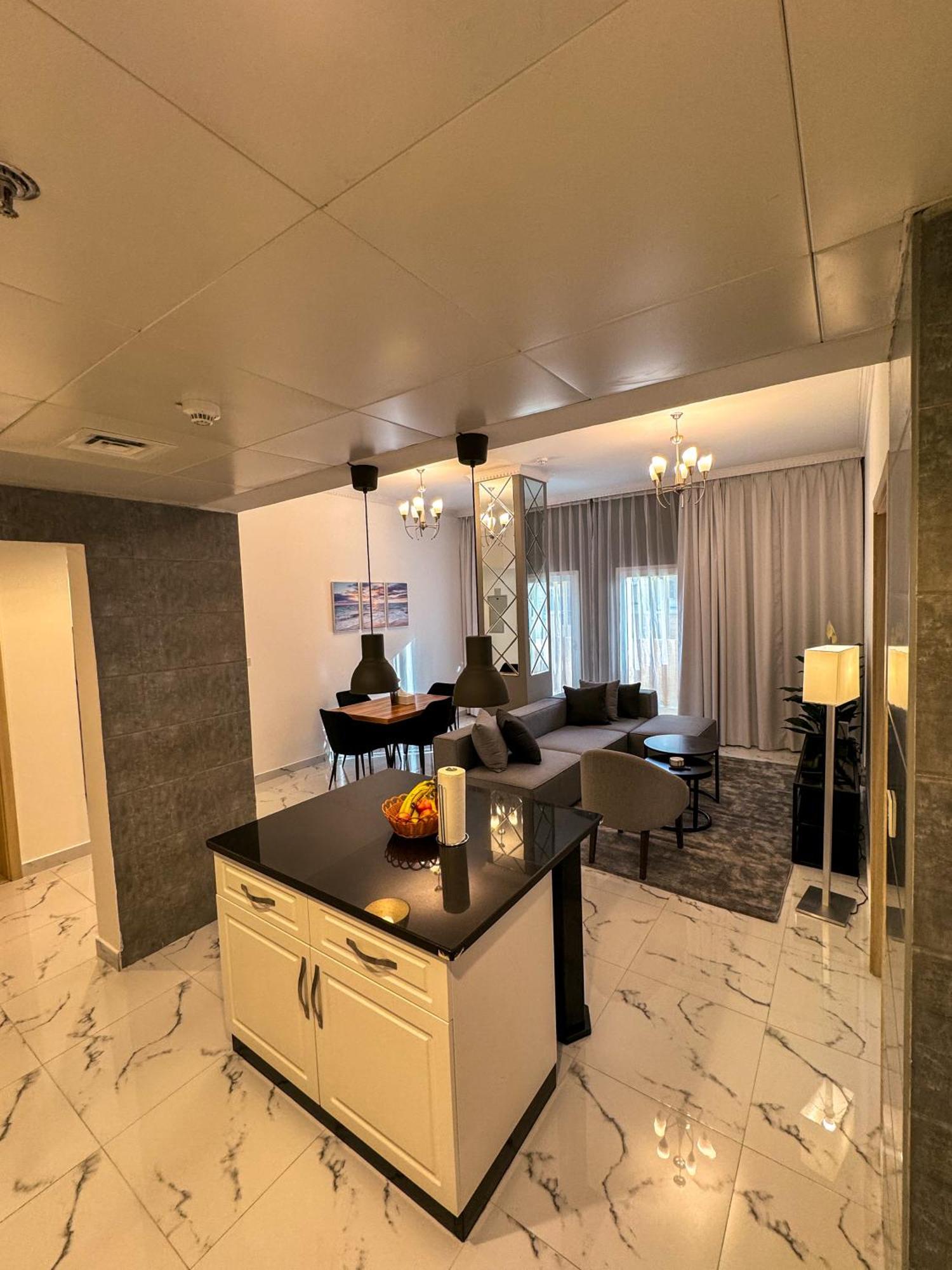 Dubaistay Luxury 2 Bedroom Jvc King And Queensize * Dubai
