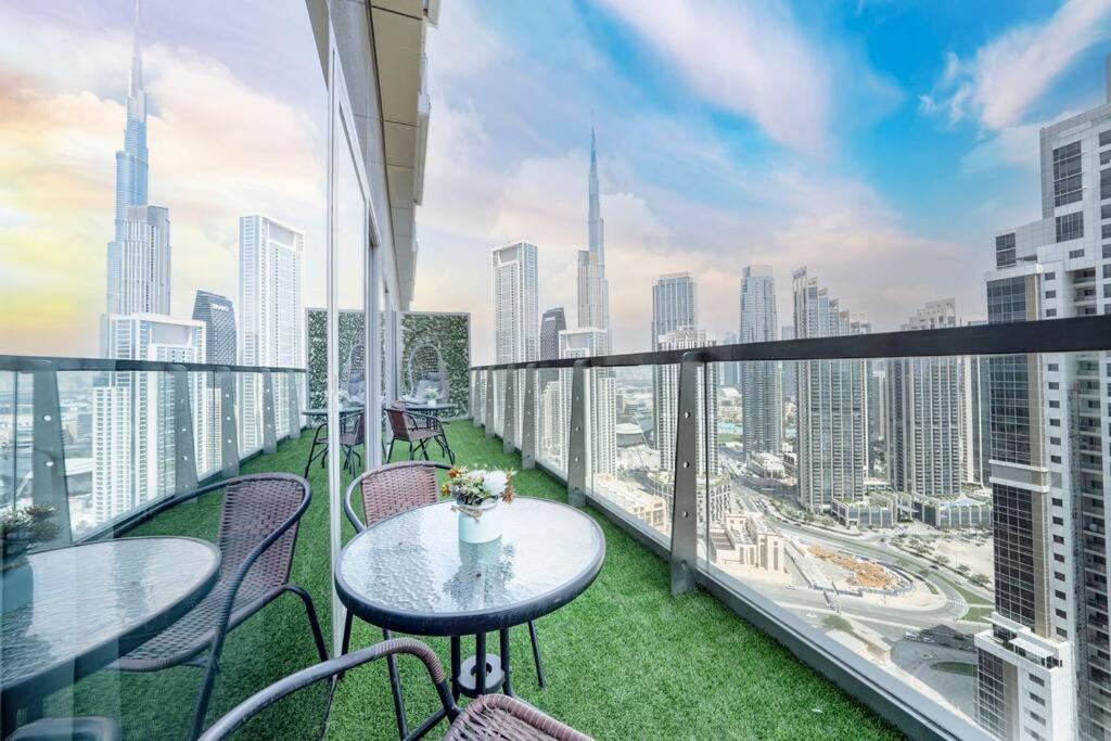 Paramount Midtown - Burj Khalifa Views Apartment