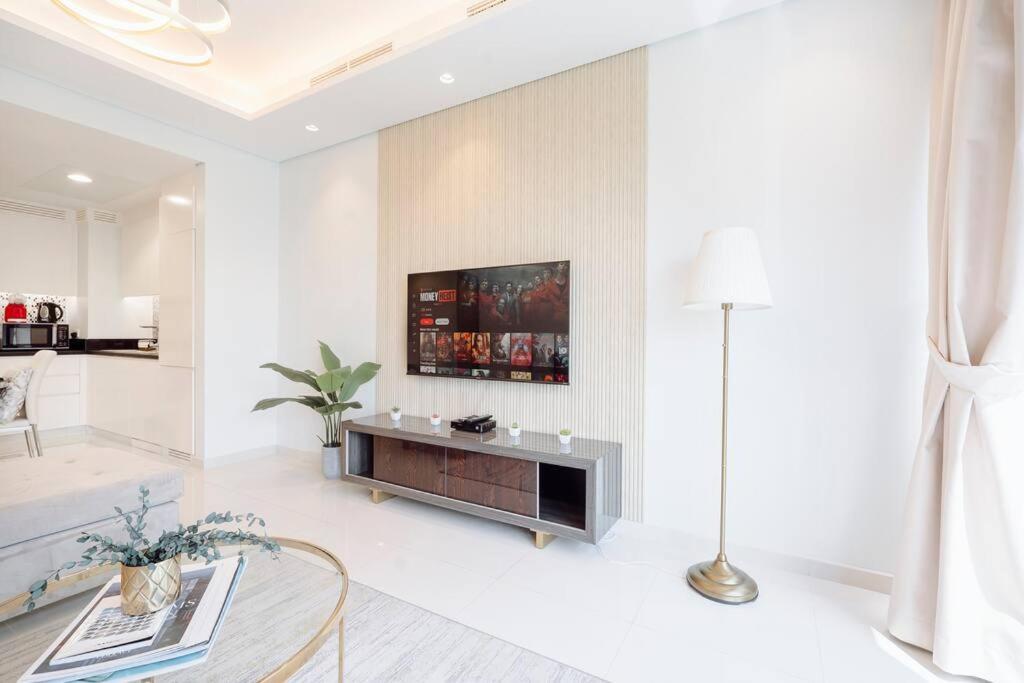 Paramount Midtown - Burj Khalifa Views Apartment Dubai