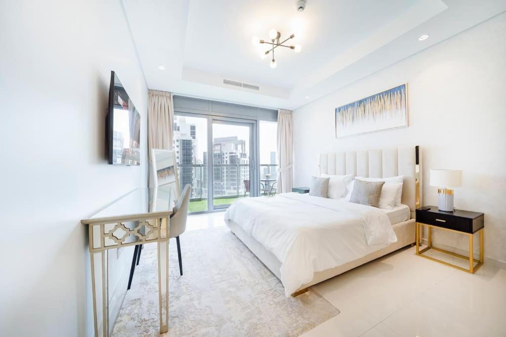 Paramount Midtown - Burj Khalifa Views Apartment Dubai