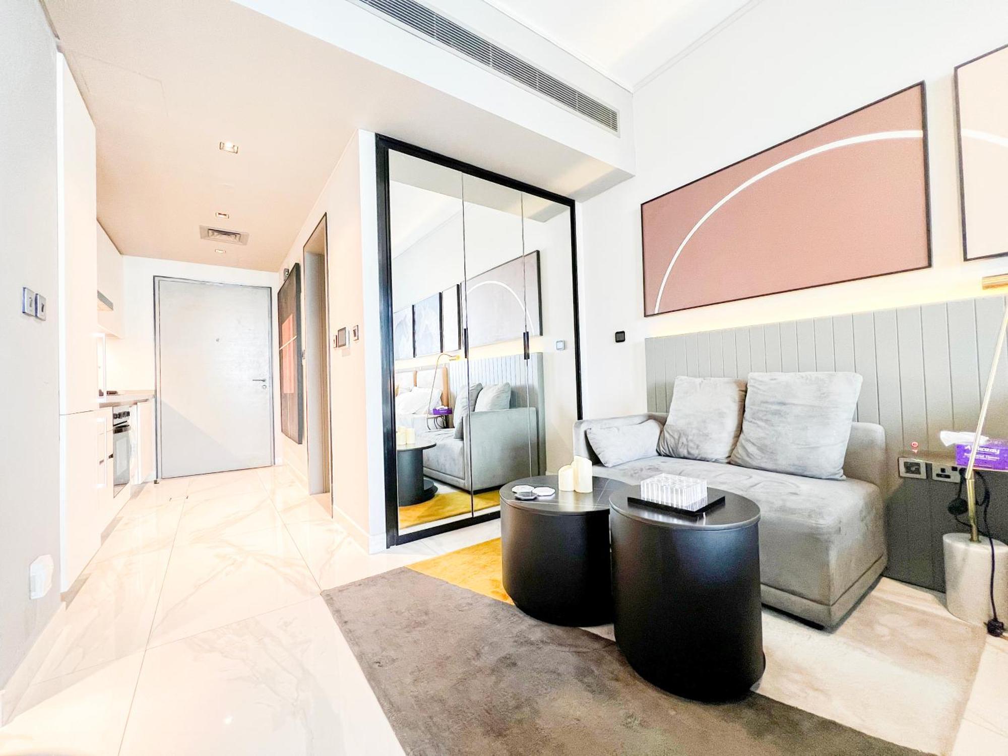 Mag318, Modern Studio With Great Amenities And Canal View, 5min Walk To Mall Dubai