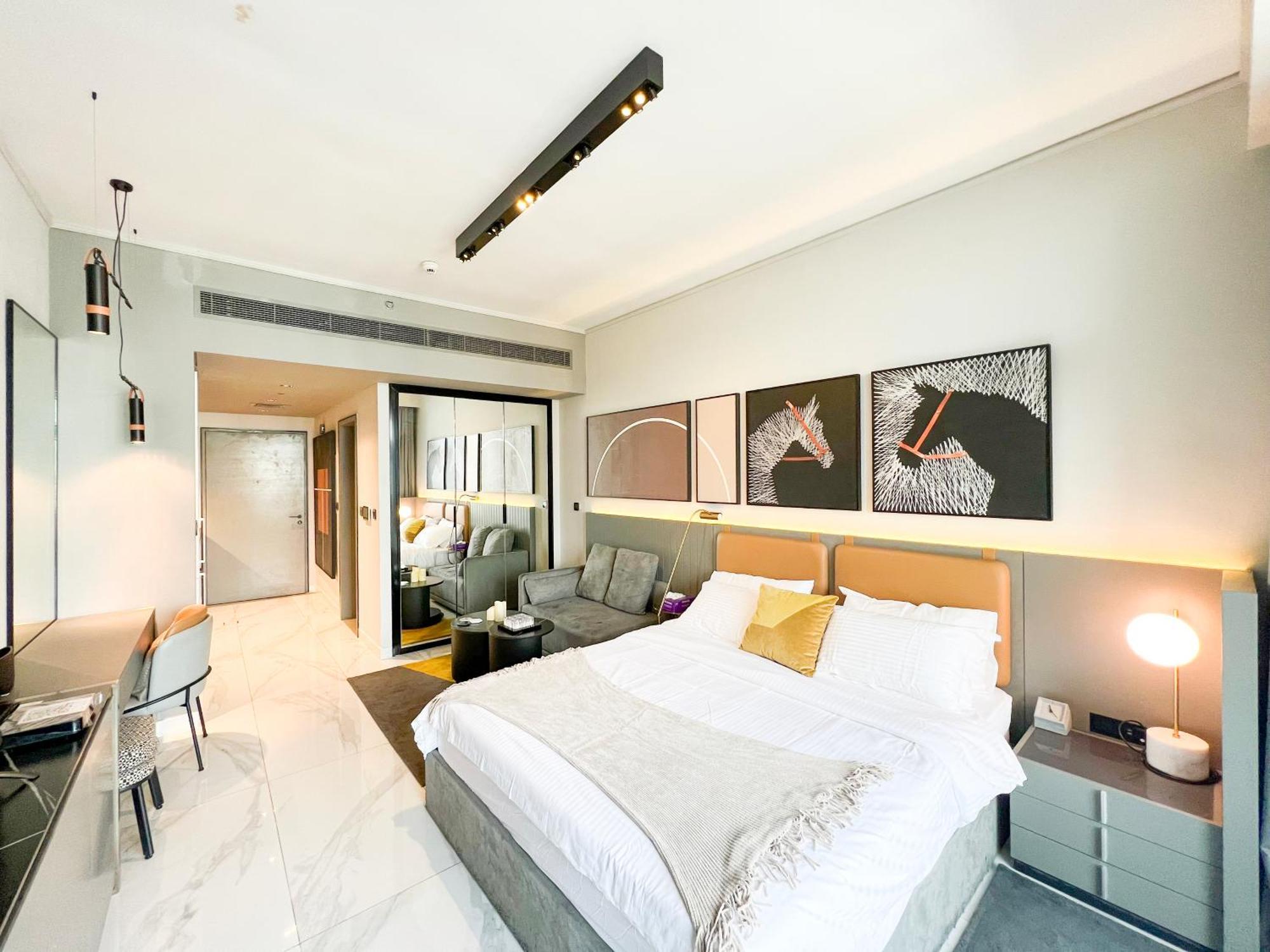 Mag318, Modern Studio With Great Amenities And Canal View, 5min Walk To Mall Dubai