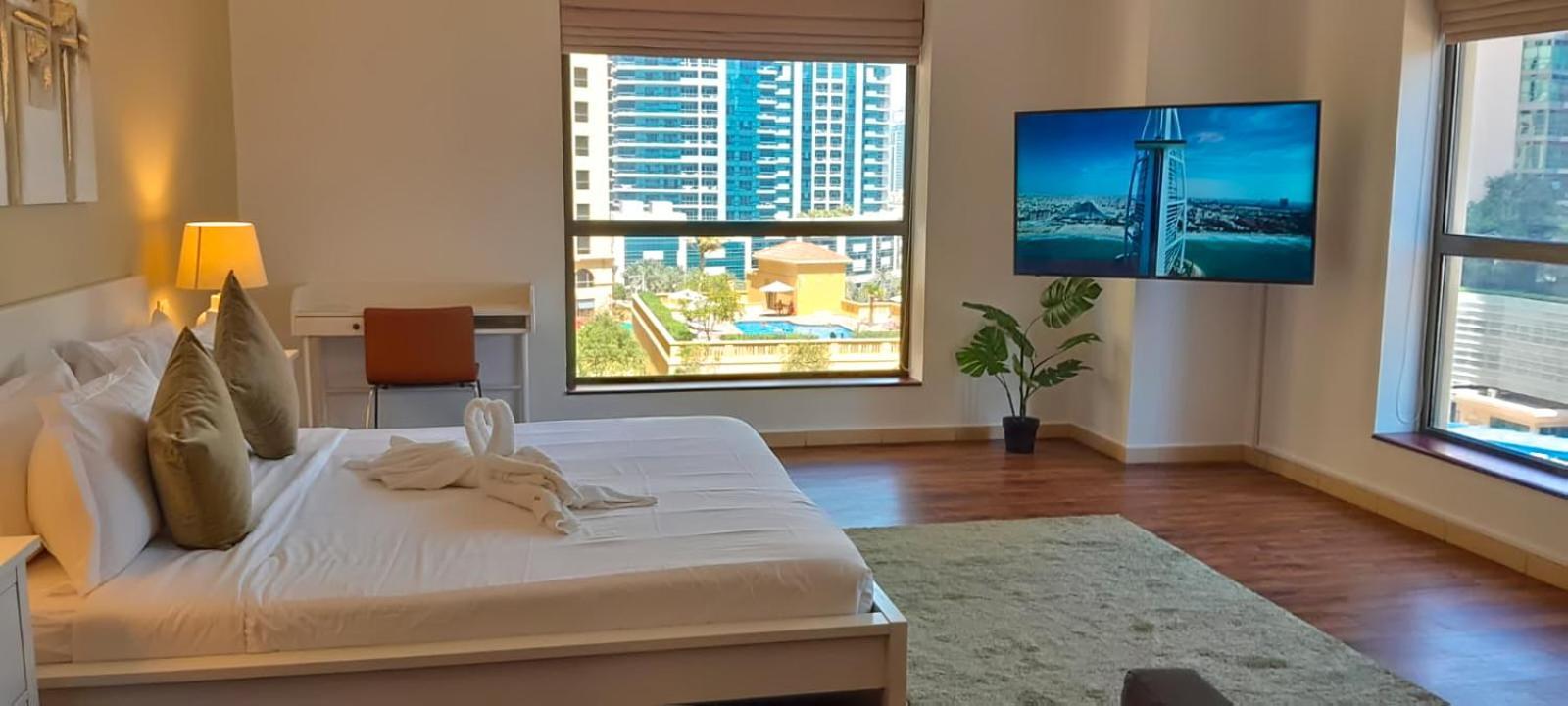 Specious 5br Maid On Jbr Prime Location! Walk To The Mall, Dining & Entertainment - By Sunkissed Homes Apartment