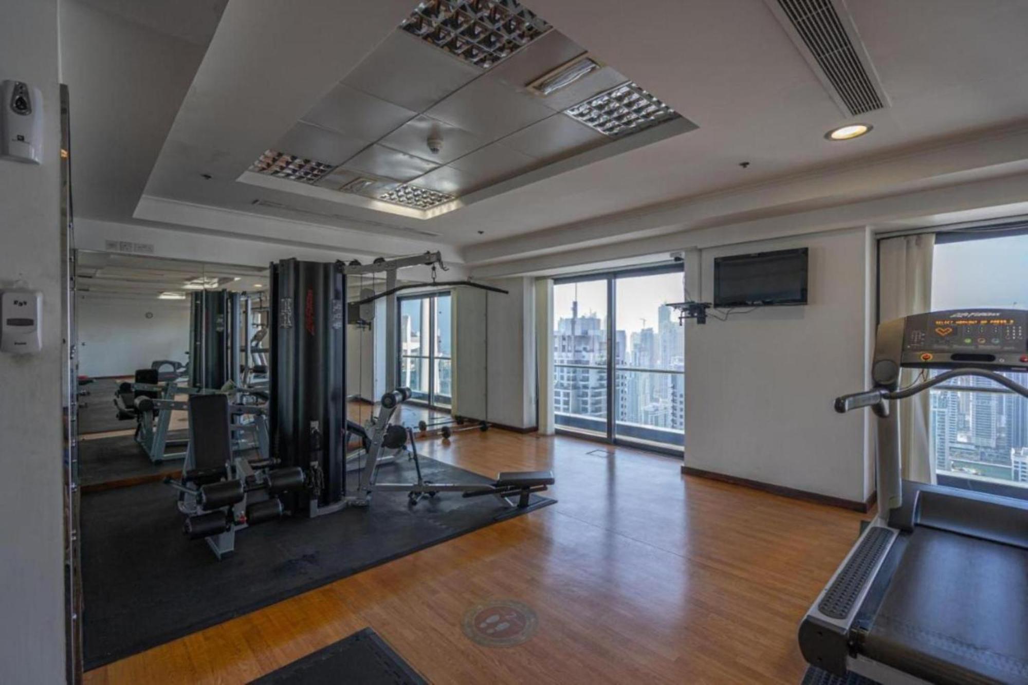 Click - Jlt - & Balcony Lakes View Entire -jn