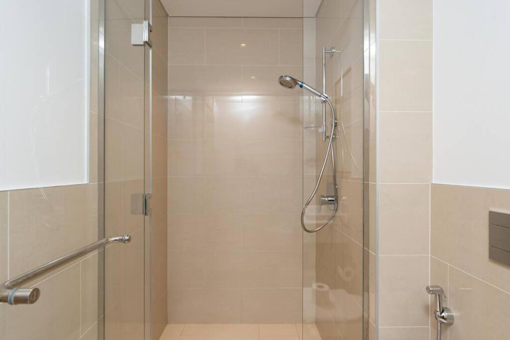 Apartment 2bdr - Pool - Emaar - Creek Harbour *