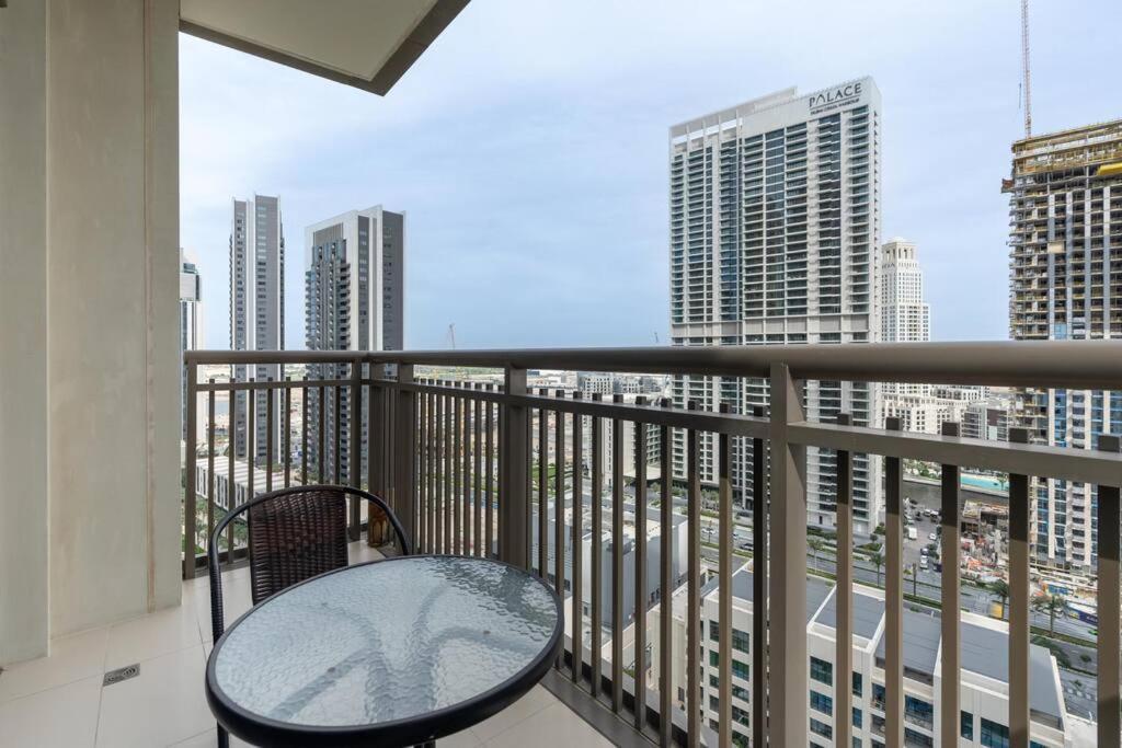 2bdr - Pool - Emaar - Creek Harbour Apartment
