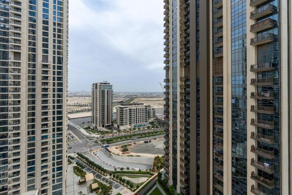 2bdr - Pool - Emaar - Creek Harbour Apartment Dubai