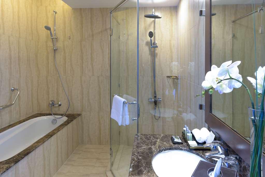 Hotel La And Dubai