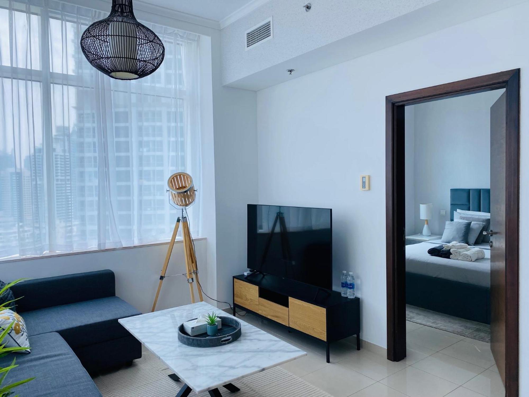 Modern & Cozy With A Beautiful View