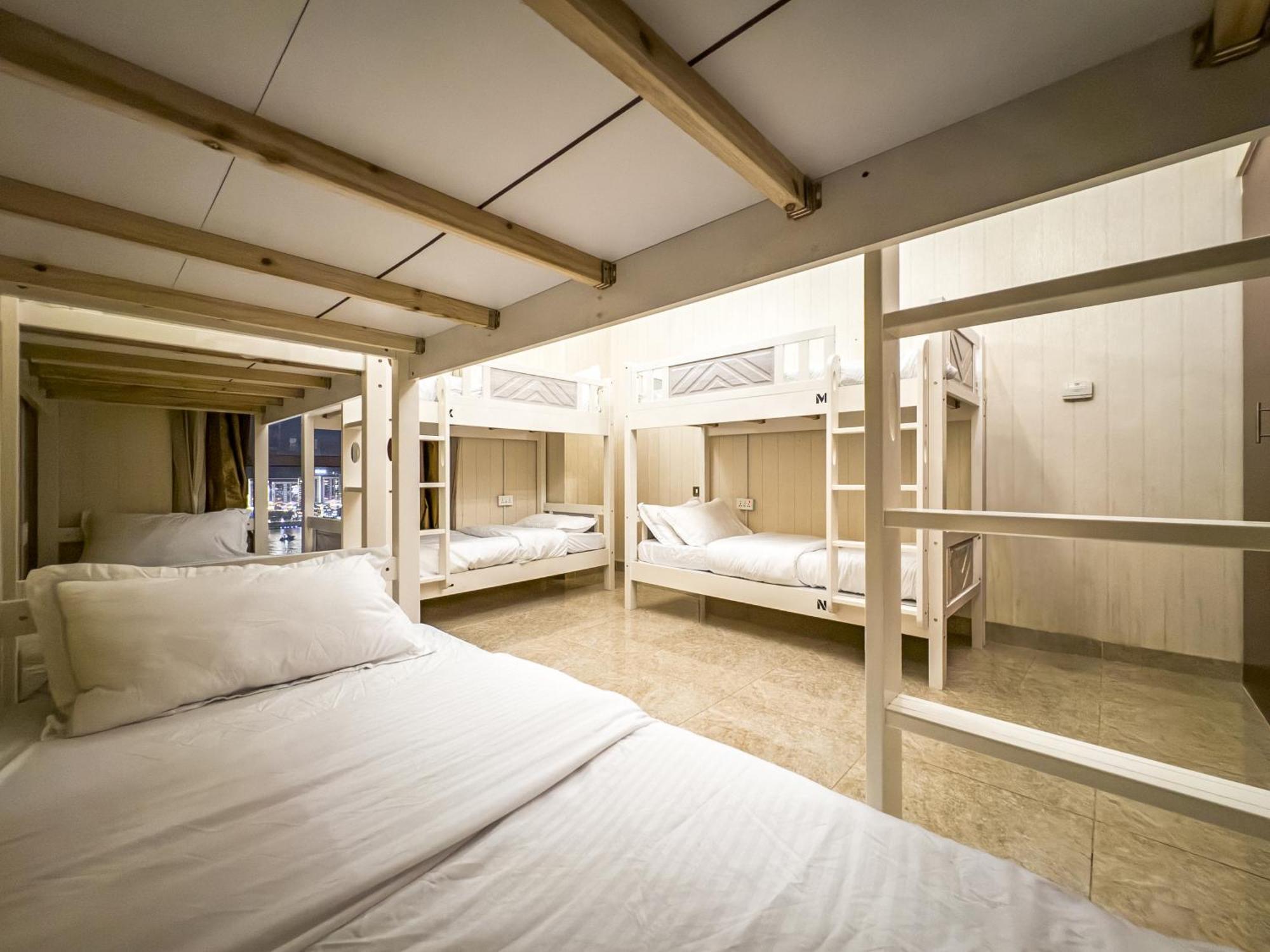 Ar Holiday Jbr 2 Hostel Dubai