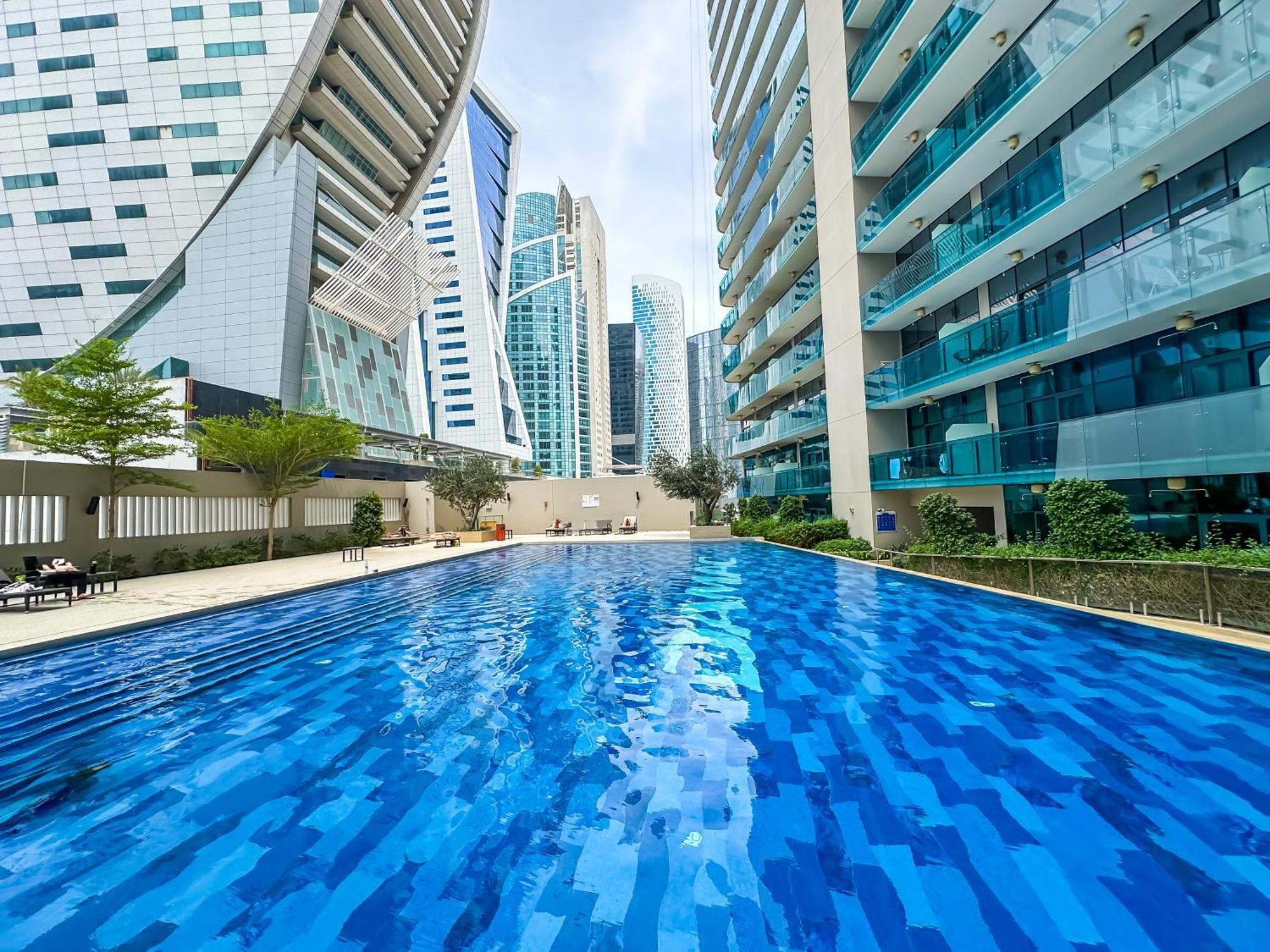 Apartment Chic / Prime Business Bay Location / Spacious Balcony / New Building / Perfect For Solo Travelers, Busy Professionals, Couples Dubai