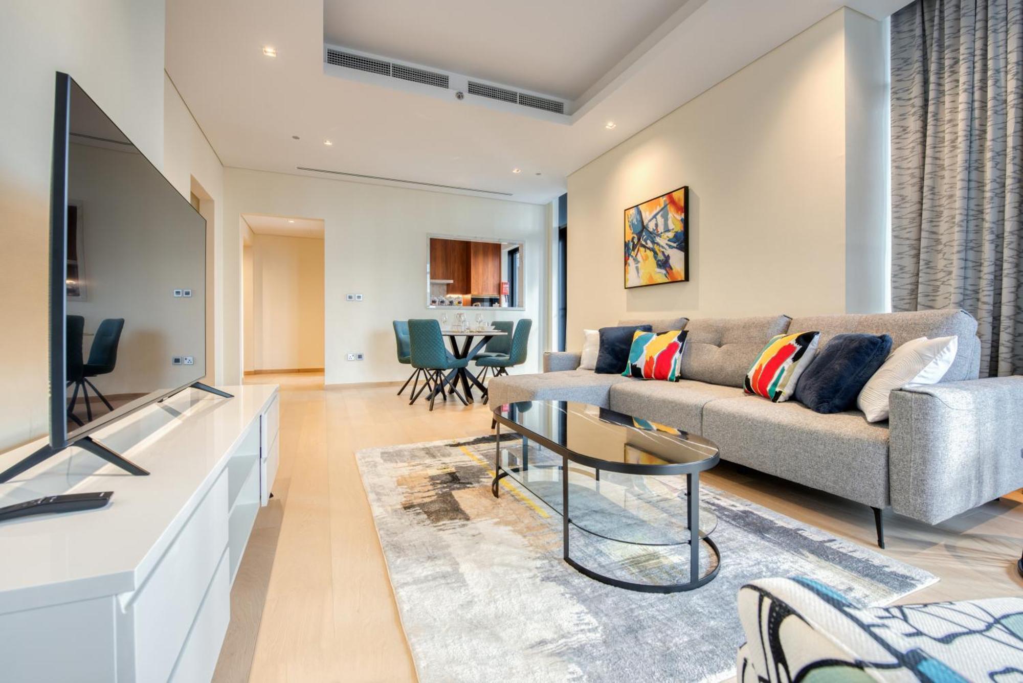 Rh- Downtown Delight, Spacious 01br Near Mall & Burj Khalifa, Rp Heights Dubai