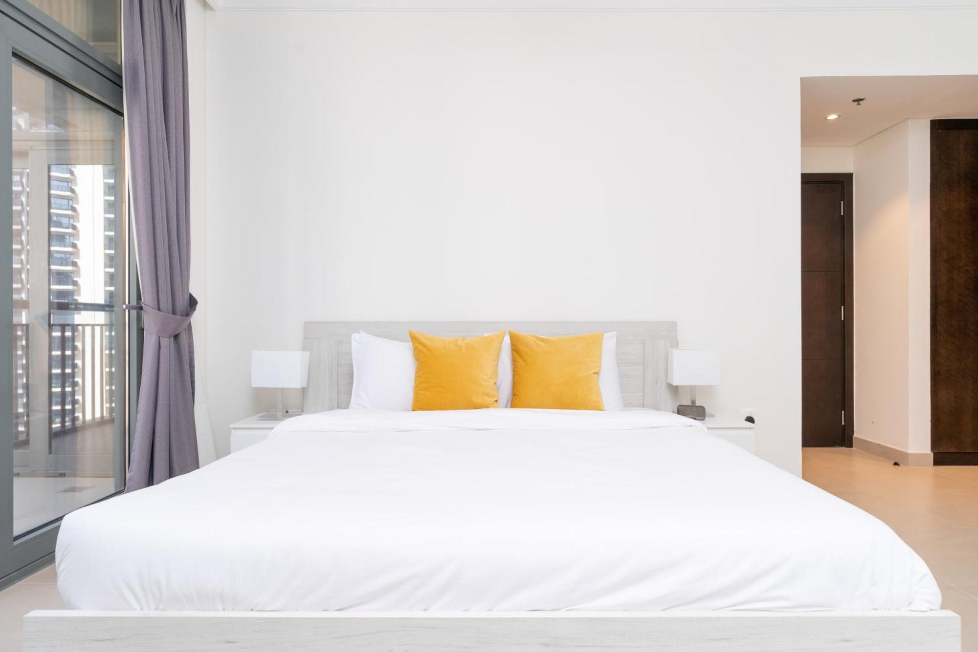Lux Creek Harbour Blvd Views Apartment Dubai