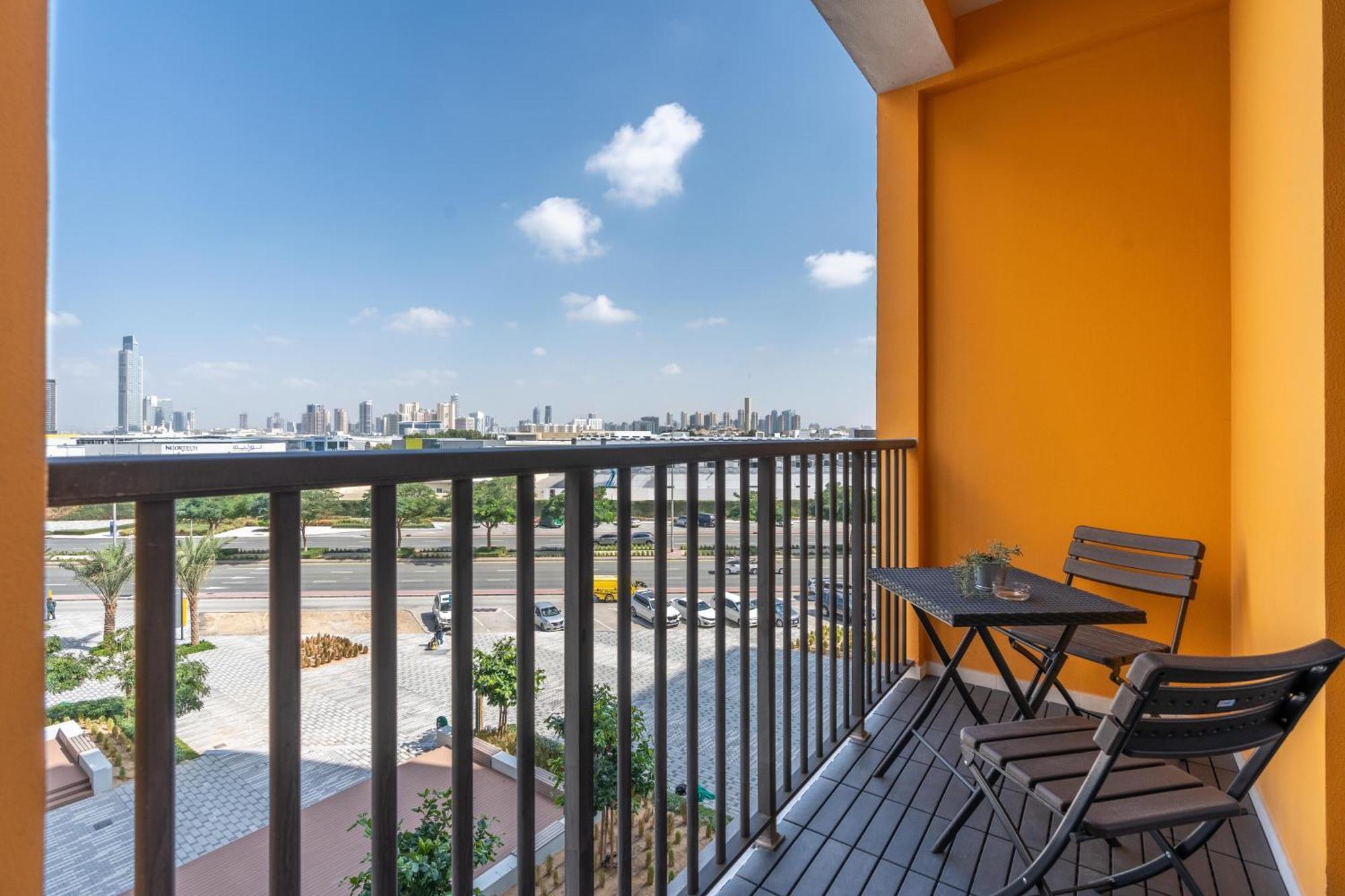 Tamm - Noor 2 Tower Apartment