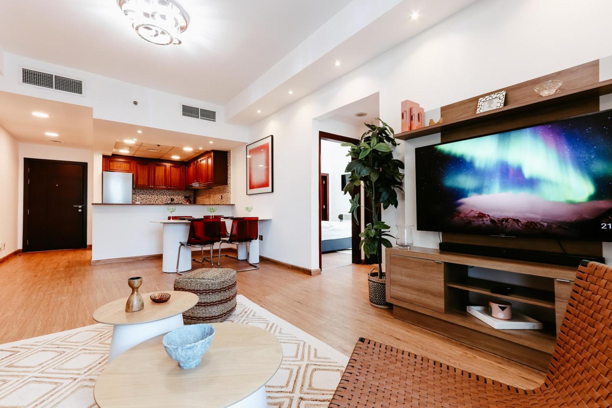 Marina Delight: Spacious Retreat For Groups * Dubai