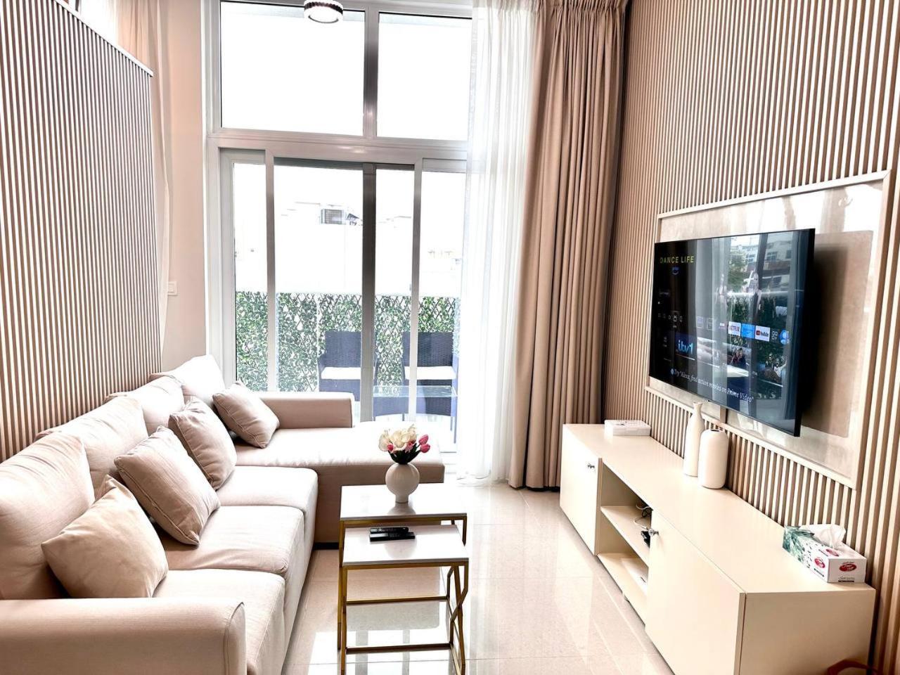 Amazing 1bedroom Maid In Avencia At Damac Hills 2 Apartment *