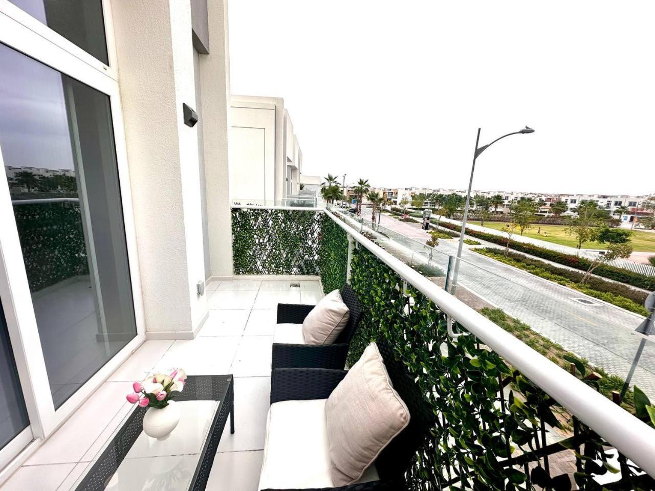 Amazing 1bedroom Maid In Avencia At Damac Hills 2 Apartment Dubai
