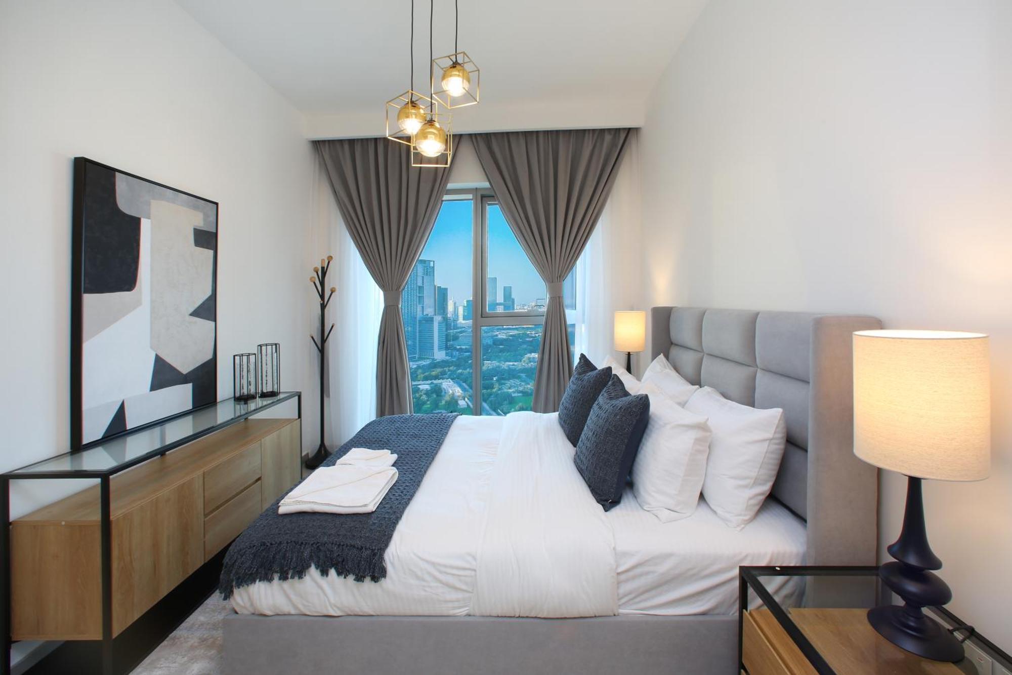 Apartment Sleeps 4 Mall Access Difc Views Dubai