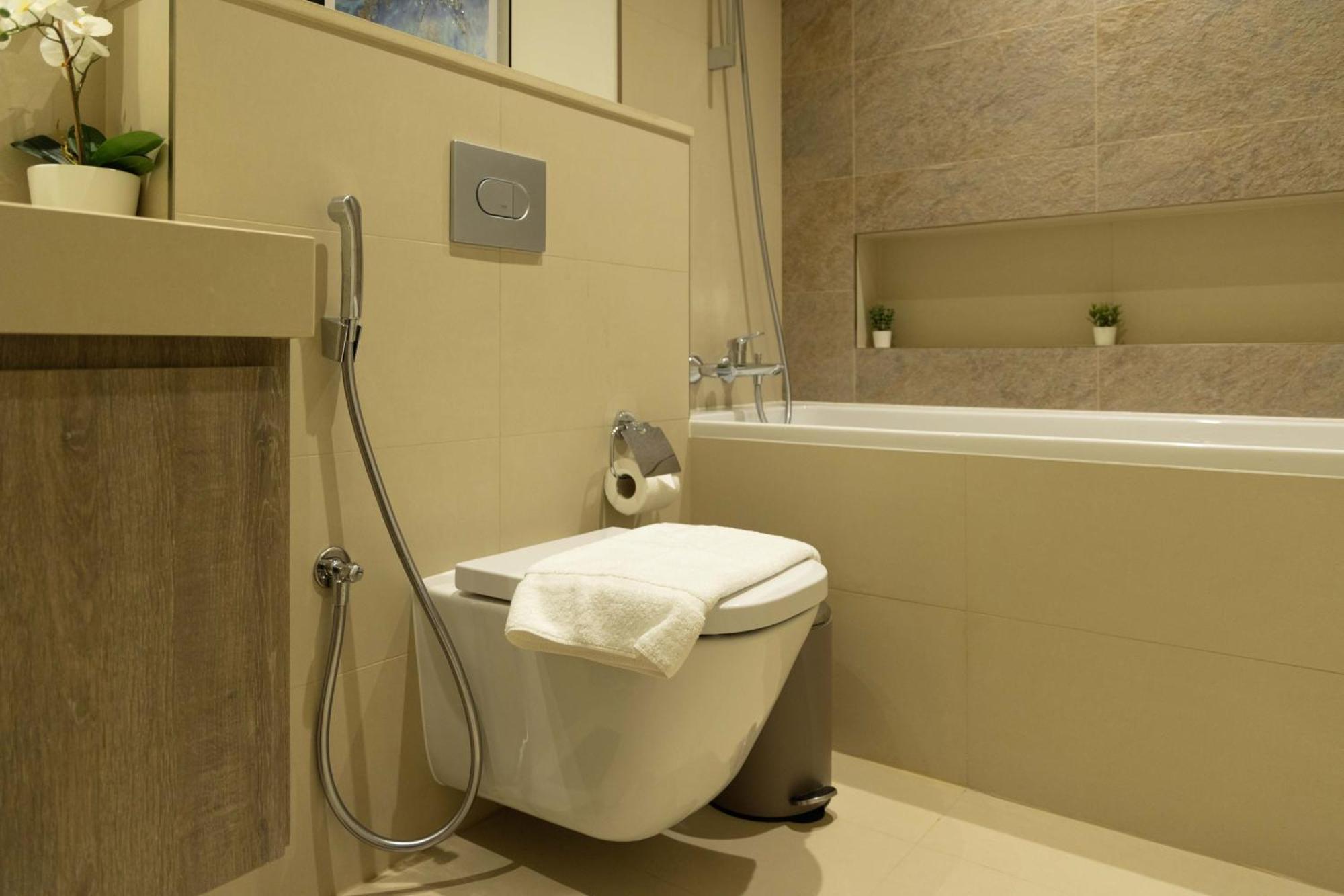 Sleeps 4 Mall Access Difc Views Apartment Dubai