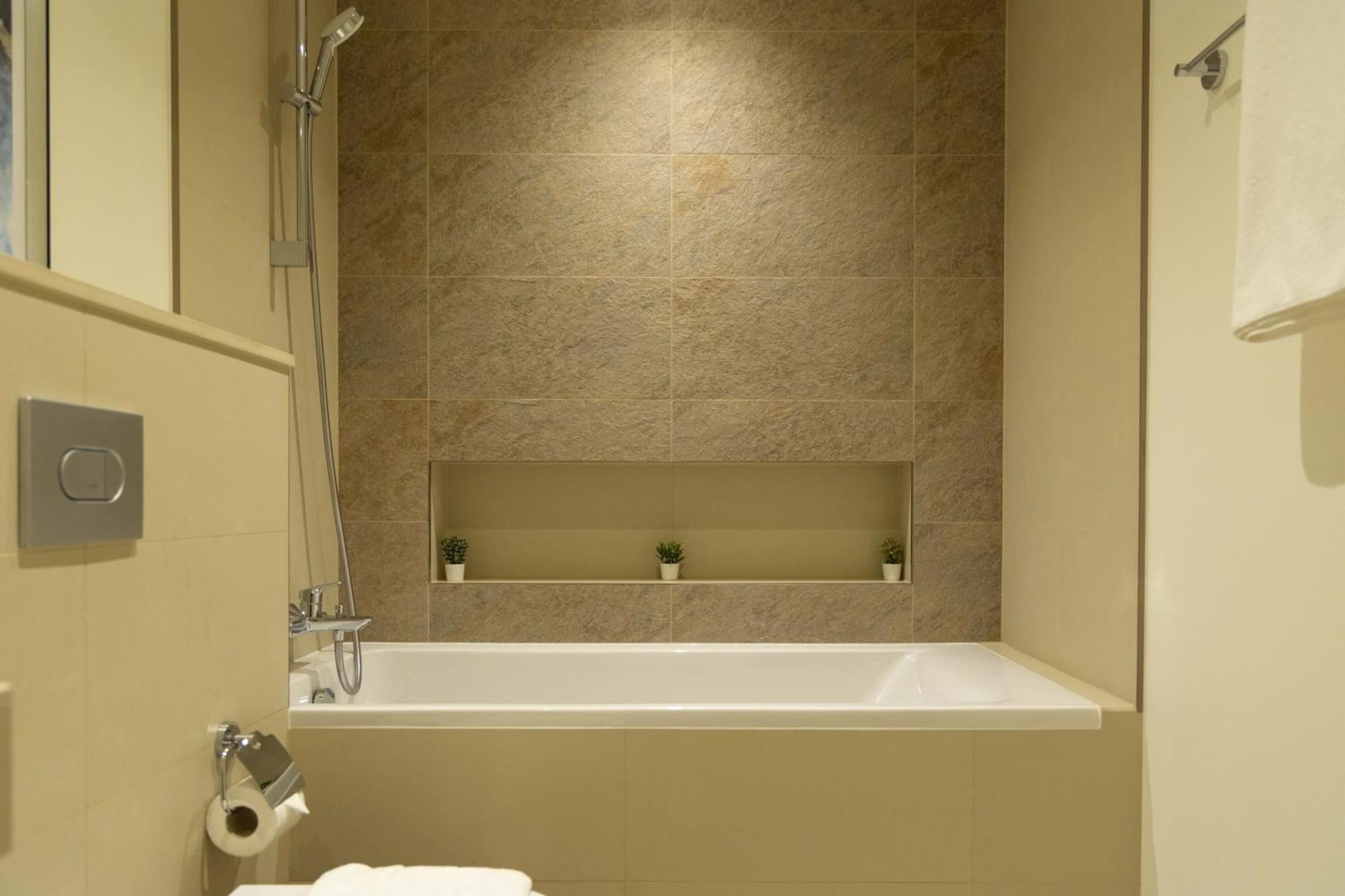 Sleeps 4 Mall Access Difc Views Apartment *