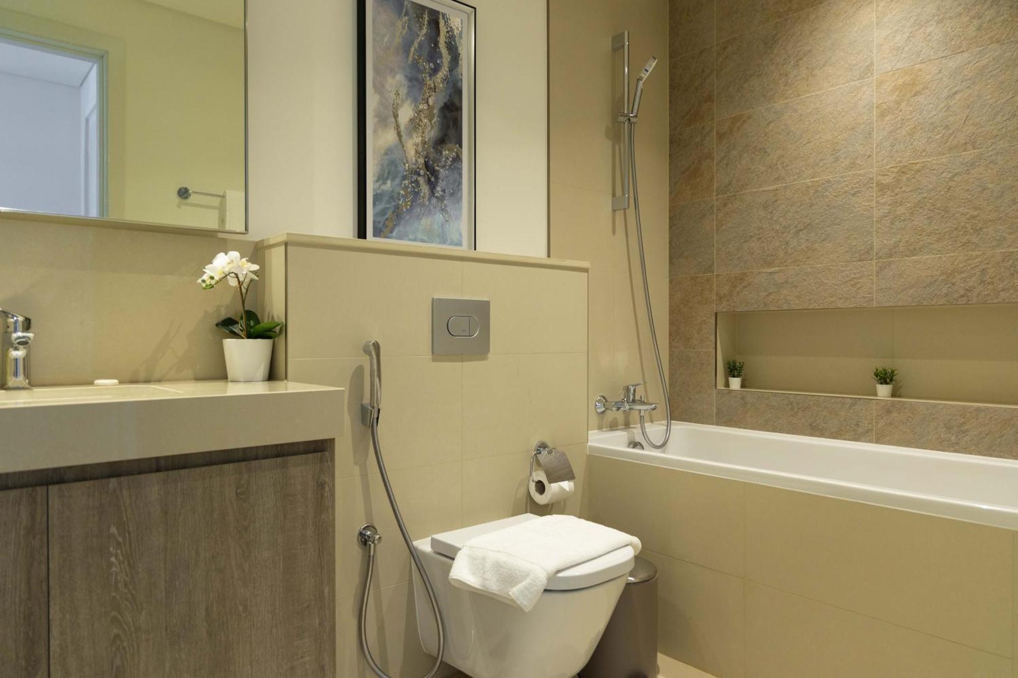 Apartment Sleeps 4 Mall Access Difc Views Dubai
