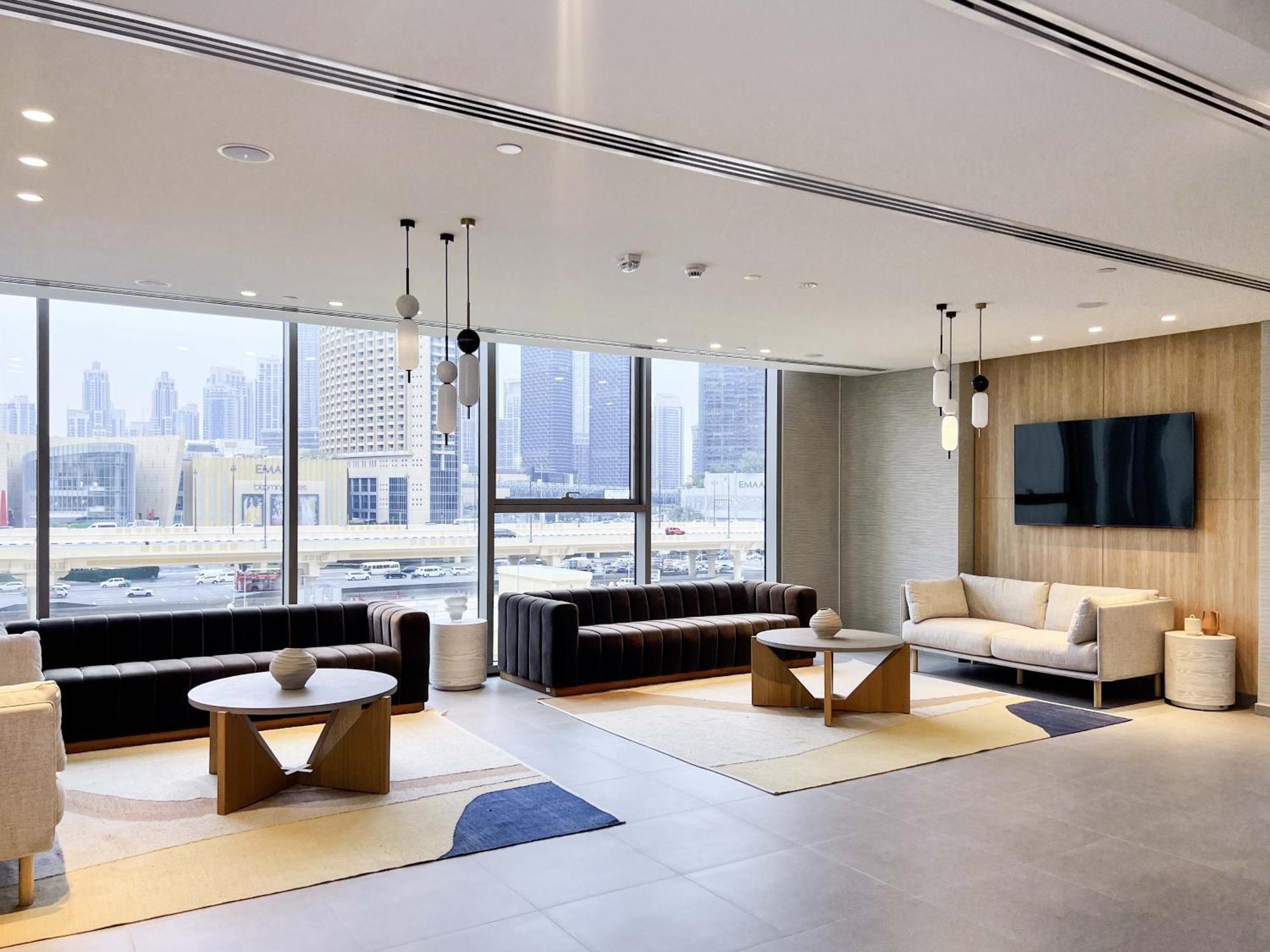Apartment Sleeps 4 Mall Access Difc Views *