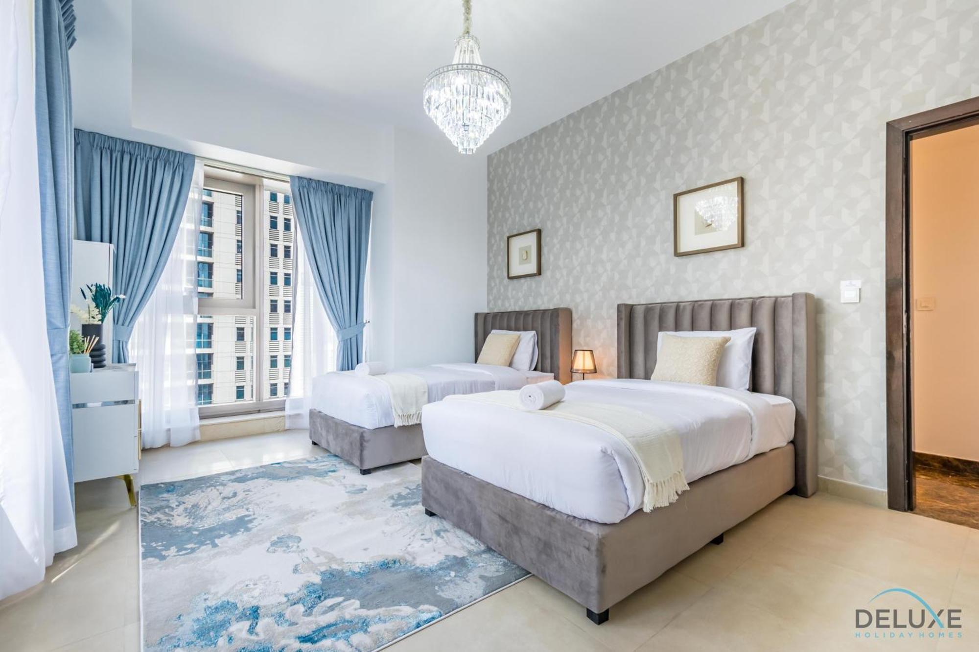 Apartment Spacious 2br At Sparkle Tower, Marina By Deluxe Homes Dubai