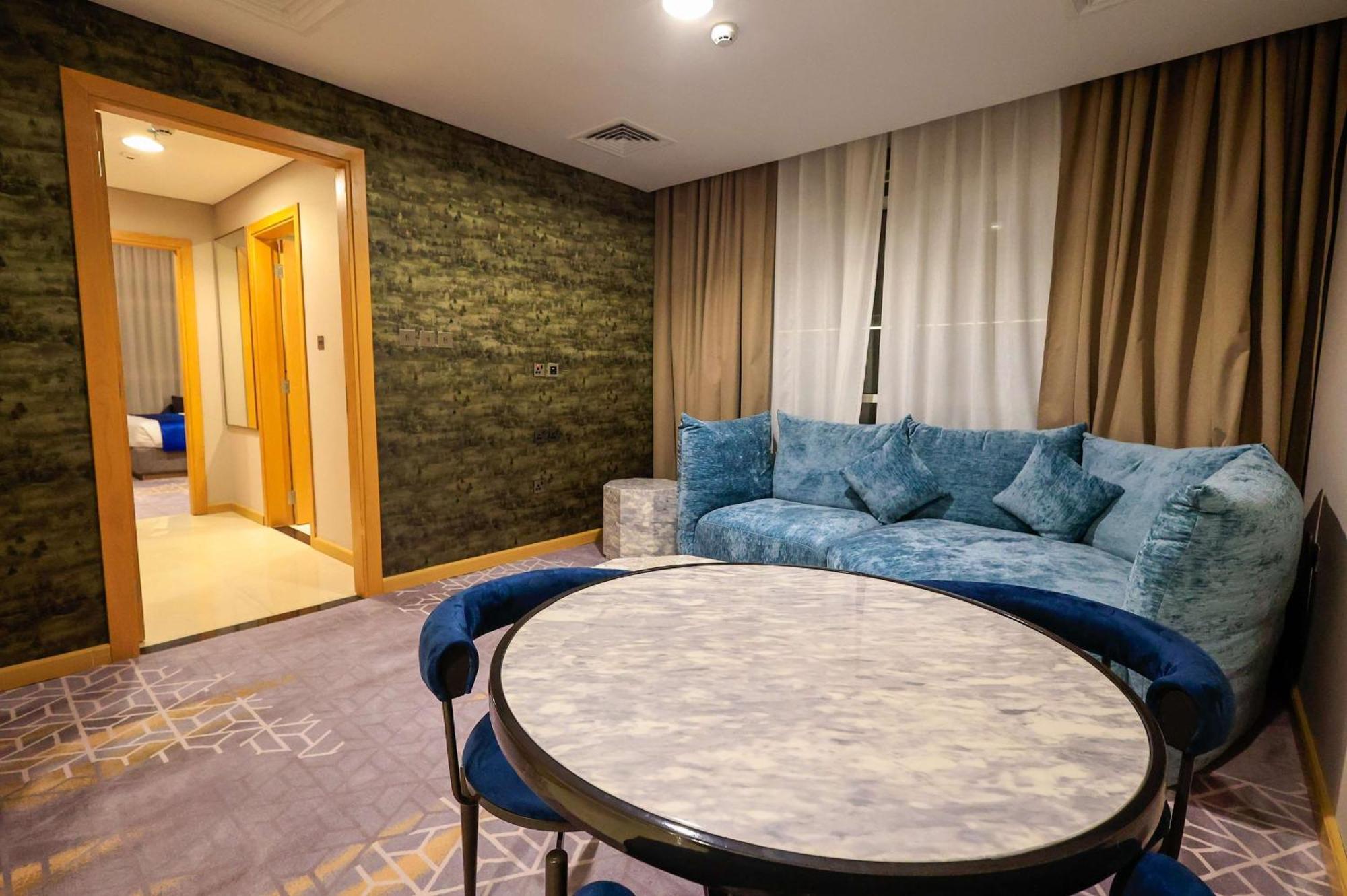 Western Premier M Four Dubai