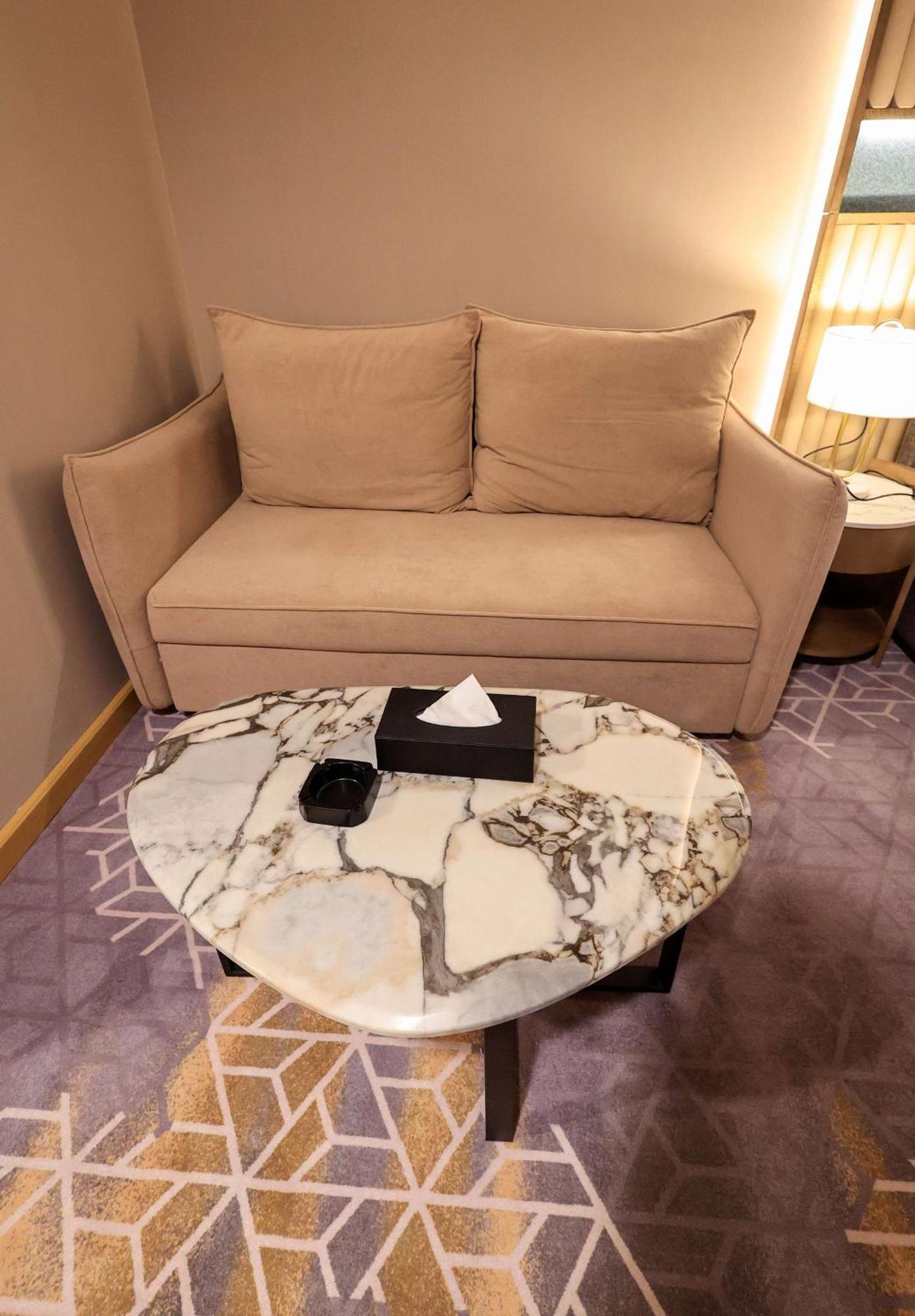 Western Premier M Four 4* Dubai