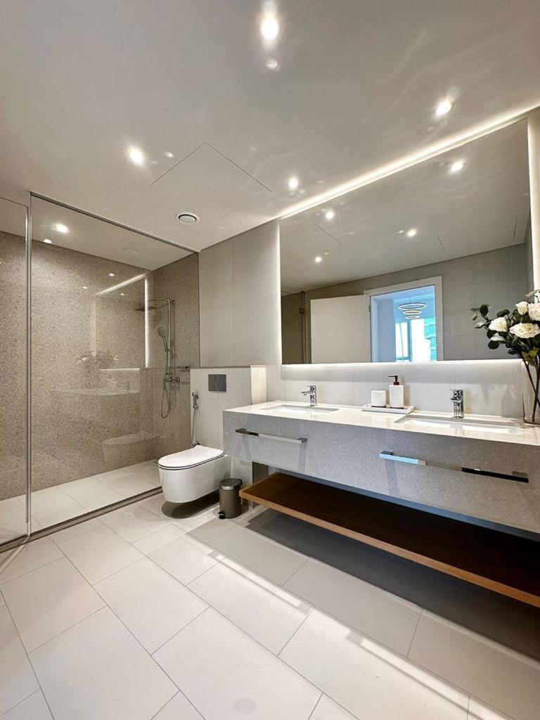 La Vie, Jbr- Sea View With Beach Access- Happy Holidays Lux * Dubai
