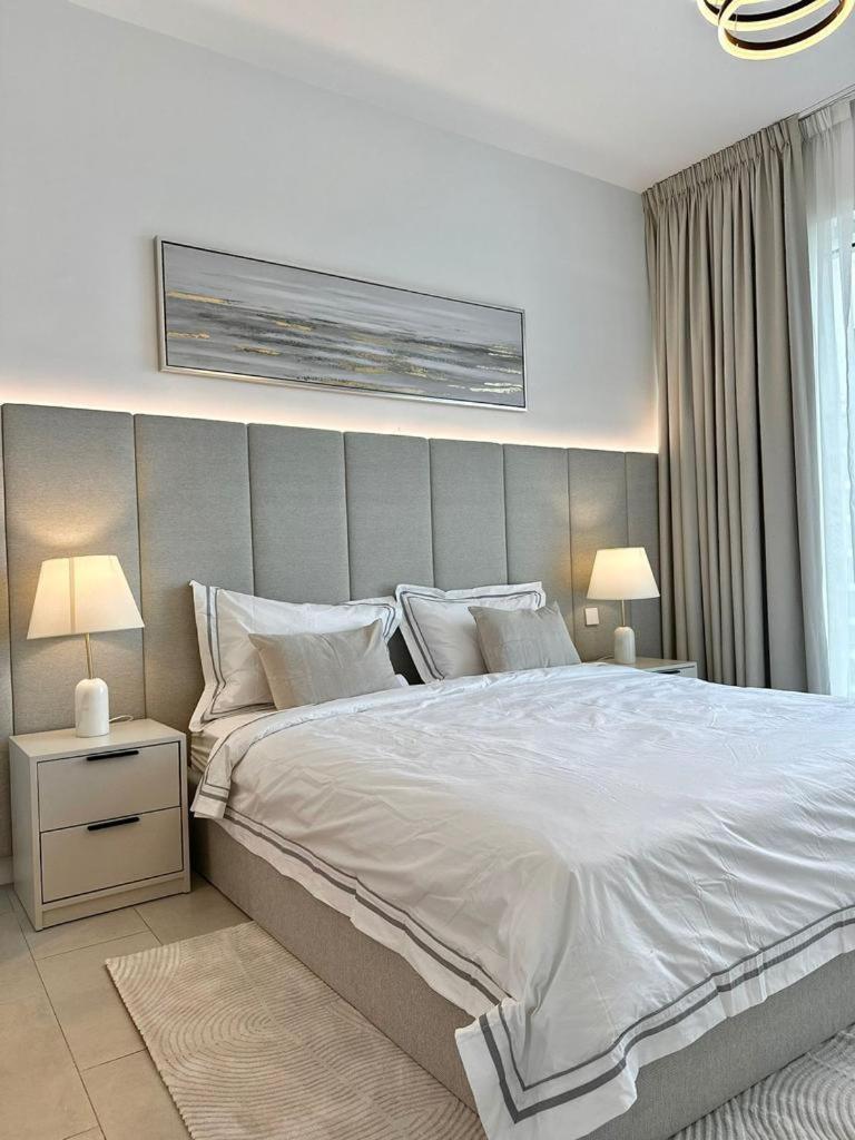 La Vie, Jbr- Sea View With Beach Access- Happy Holidays Lux *