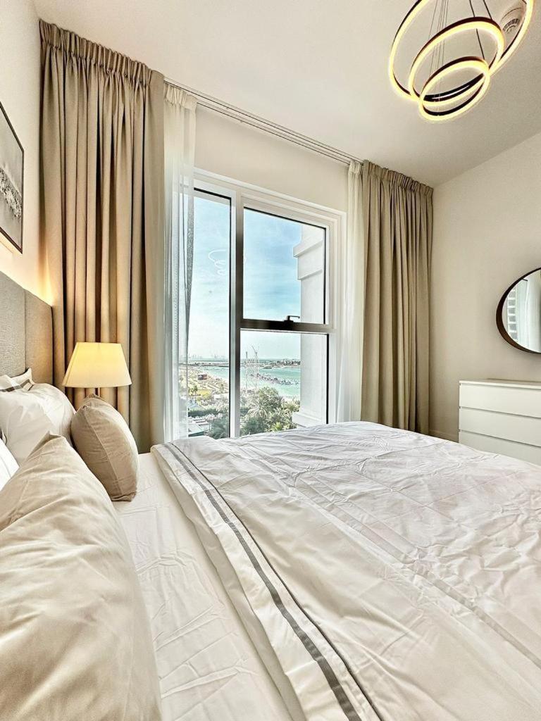 La Vie, Jbr- Sea View With Beach Access- Happy Holidays Lux Apartment Dubai