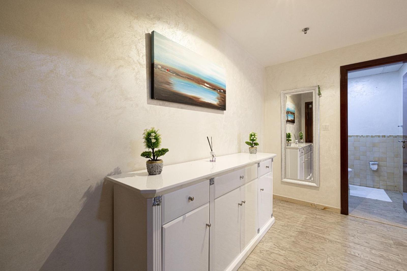 Apartment Stylish And Sleek: Modern Well-furnished One Bedroom Hall And Kitchen