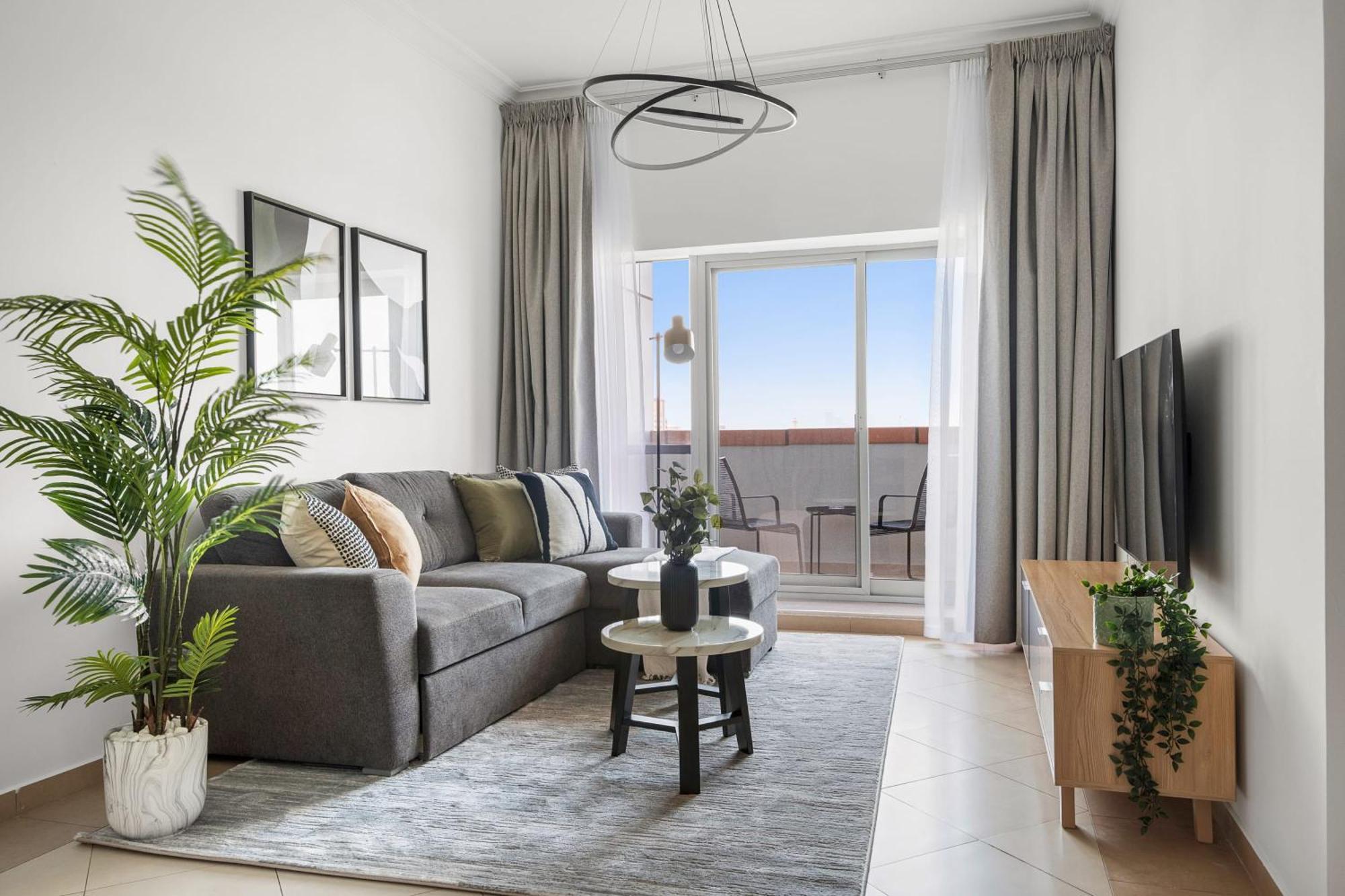Silkhaus Metro Close To Barsha Heights Apartment Dubai