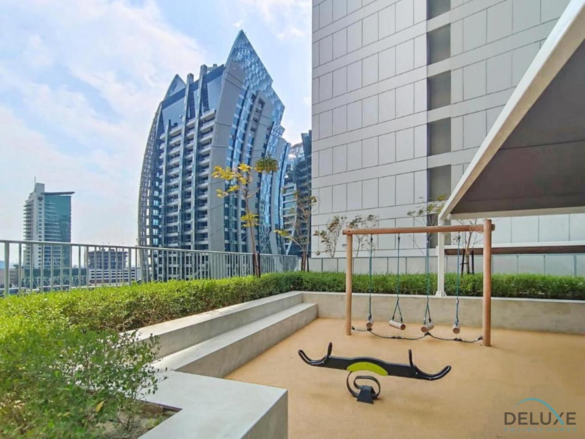 Exclusive Rate 1br With Partial Burj Khalifa Views By Deluxe Homes Apartment