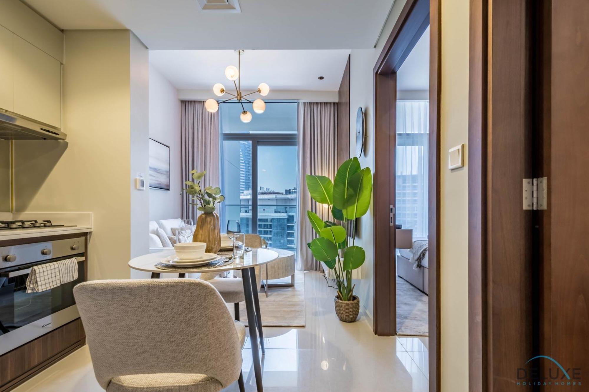 Exclusive Rate 1br With Partial Burj Khalifa Views By Deluxe Homes Apartment