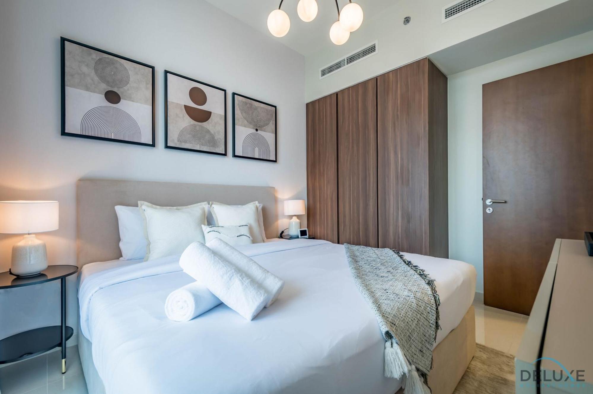 Exclusive Rate 1br With Partial Burj Khalifa Views By Deluxe Homes *