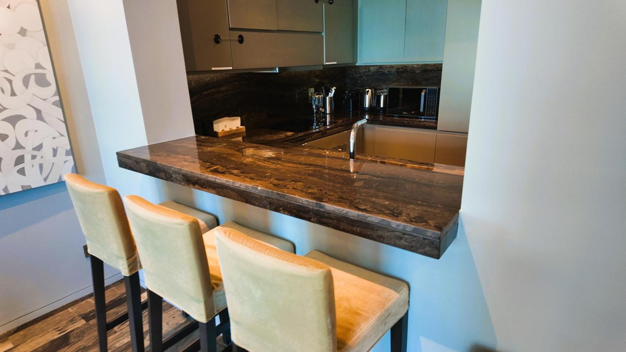 Apartment Damac Heights By Fendi Dubai