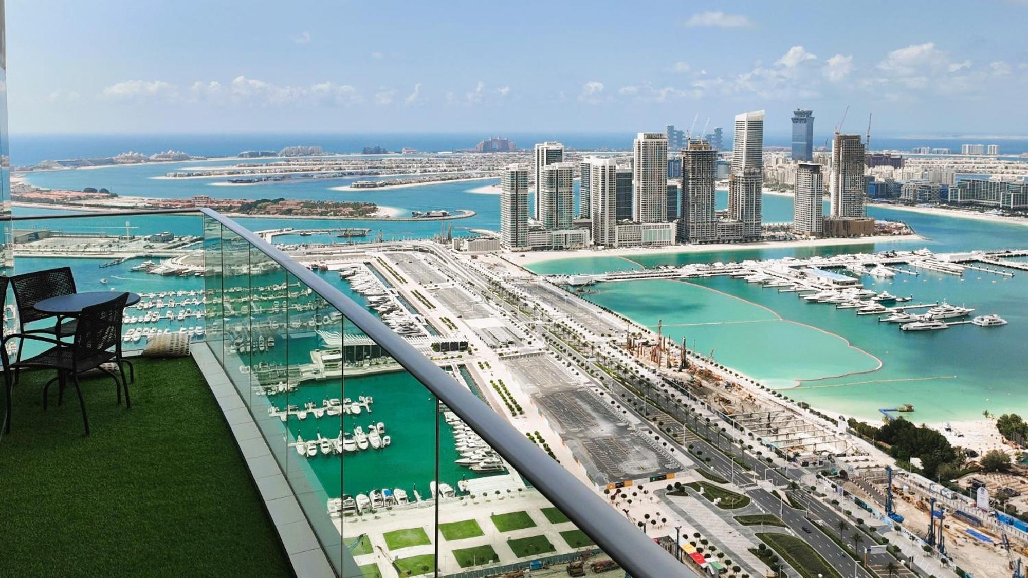 Damac Heights By Fendi Apartment *
