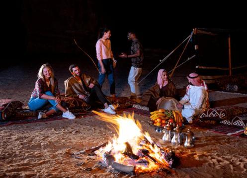 Holiday home For Stays, Event Parties, Holidays With Foods And Entertainments