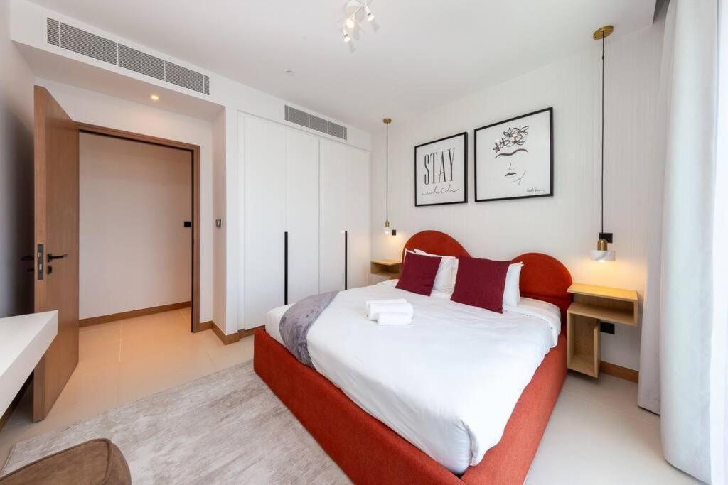 Wow! 3br In Vida Marina With Marina View Apartment
