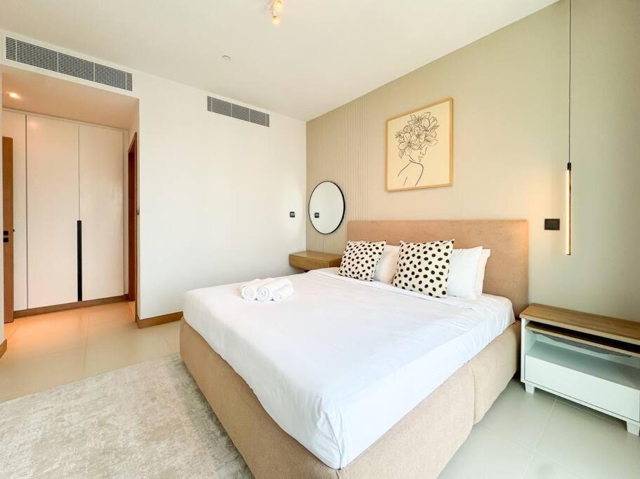 Wow! 3br In Vida Marina With Marina View