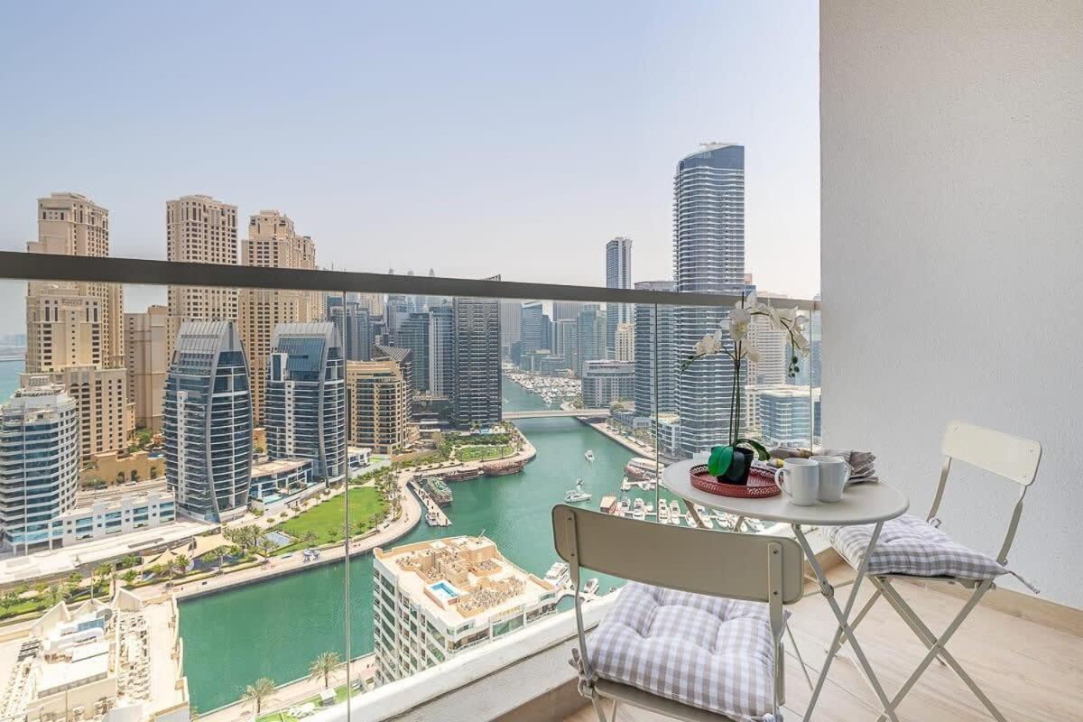 Frank Porter - One Apartment Dubai