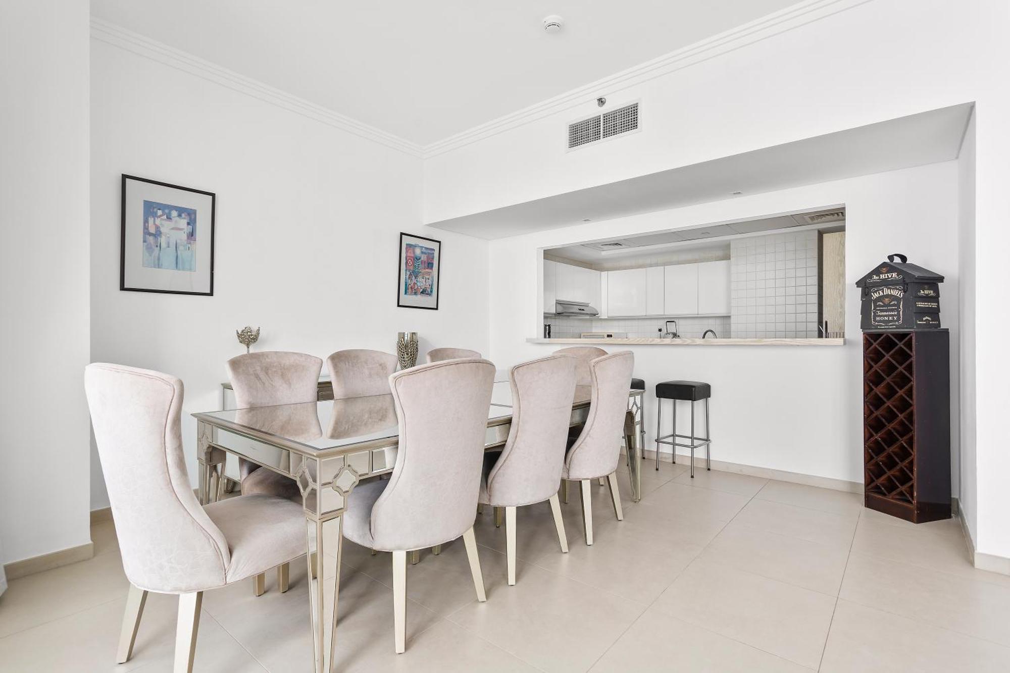 2 Bedroom With Direct Free Access - Al Bateen Towers * Dubai