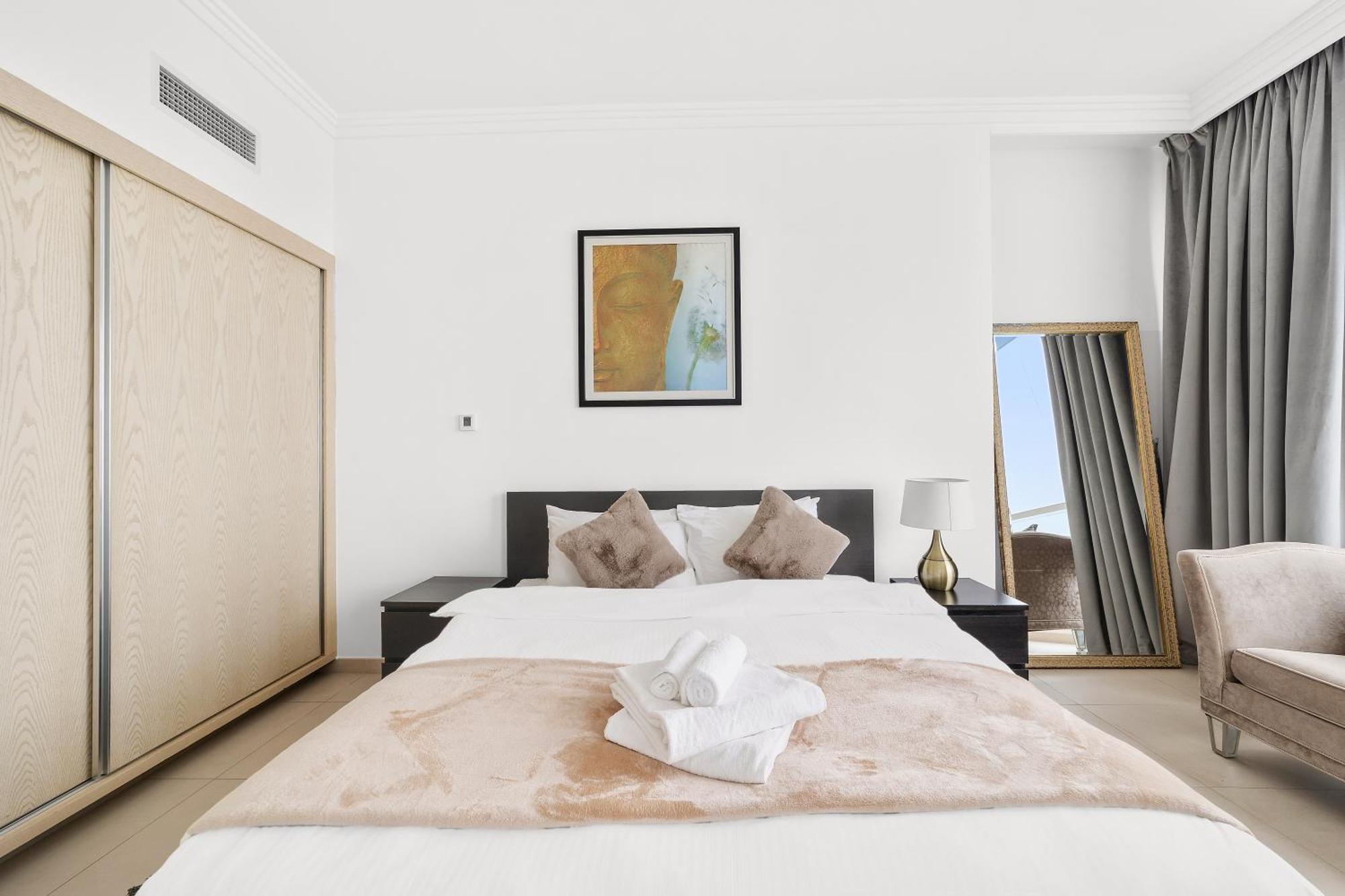 Apartment 2 Bedroom With Direct Free Access - Al Bateen Towers