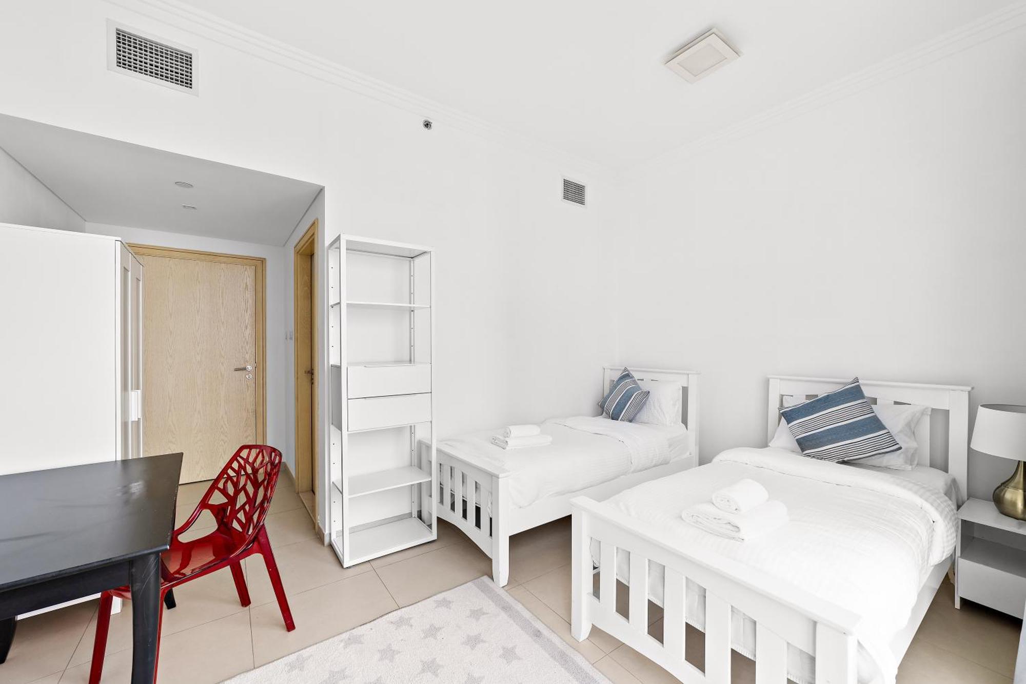 Apartment 2 Bedroom With Direct Free Access - Al Bateen Towers