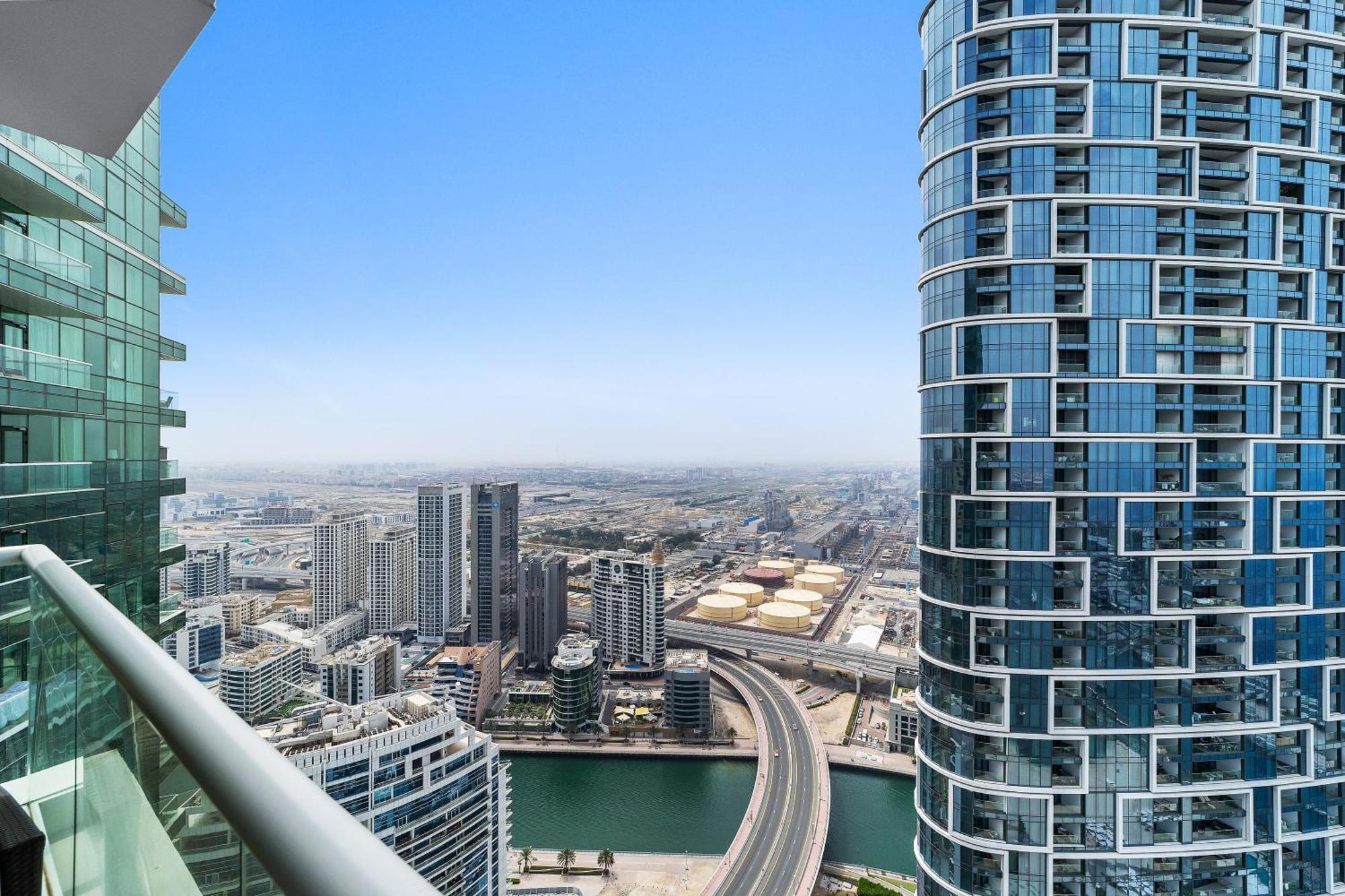 2 Bedroom With Direct Free Access - Al Bateen Towers Dubai