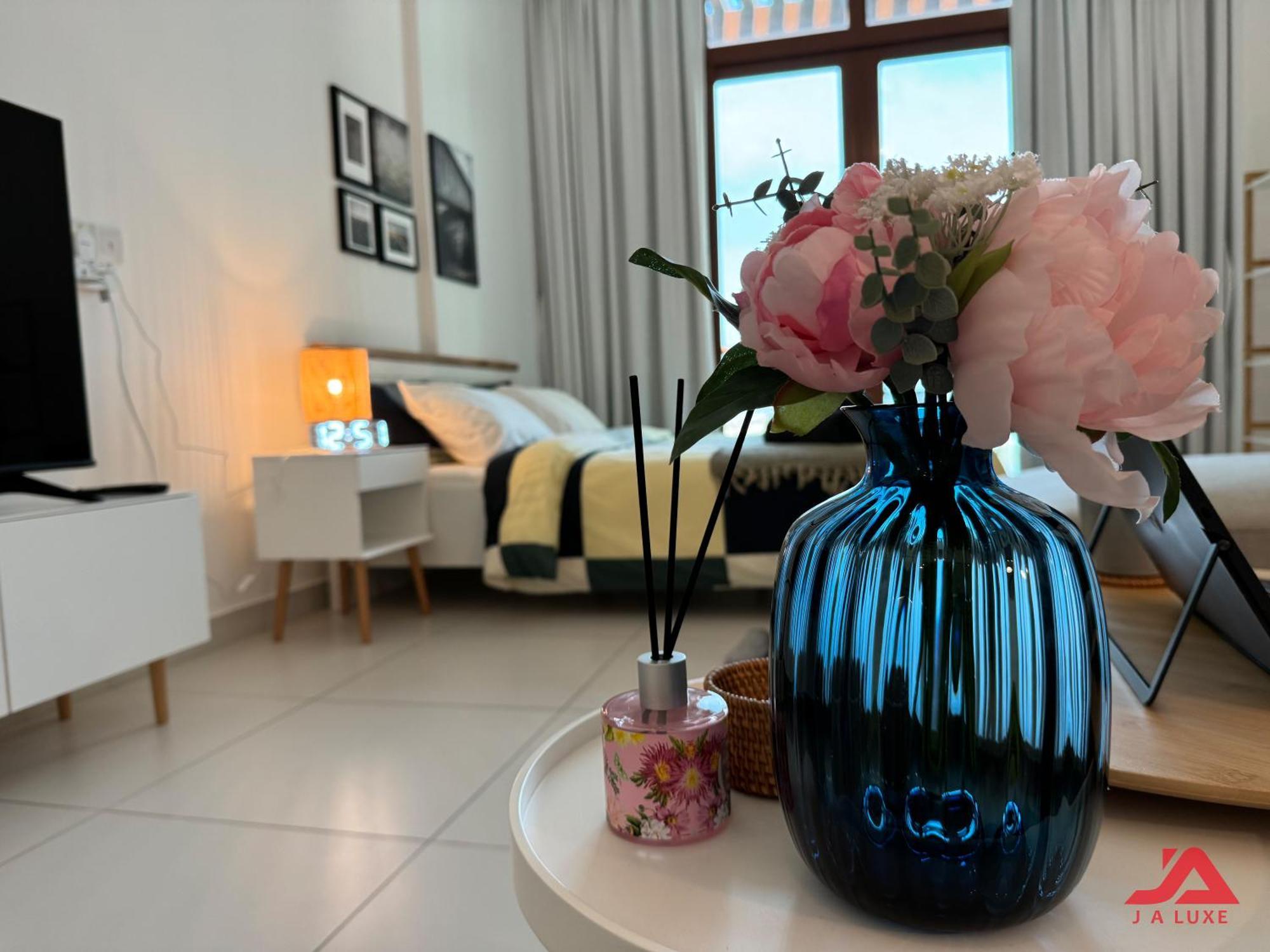Unique At Of Yachts With Panoramic Sea View Of Burj Khalifa, Alarab & Atalntis In Palm Jumeirah Apartment Dubai