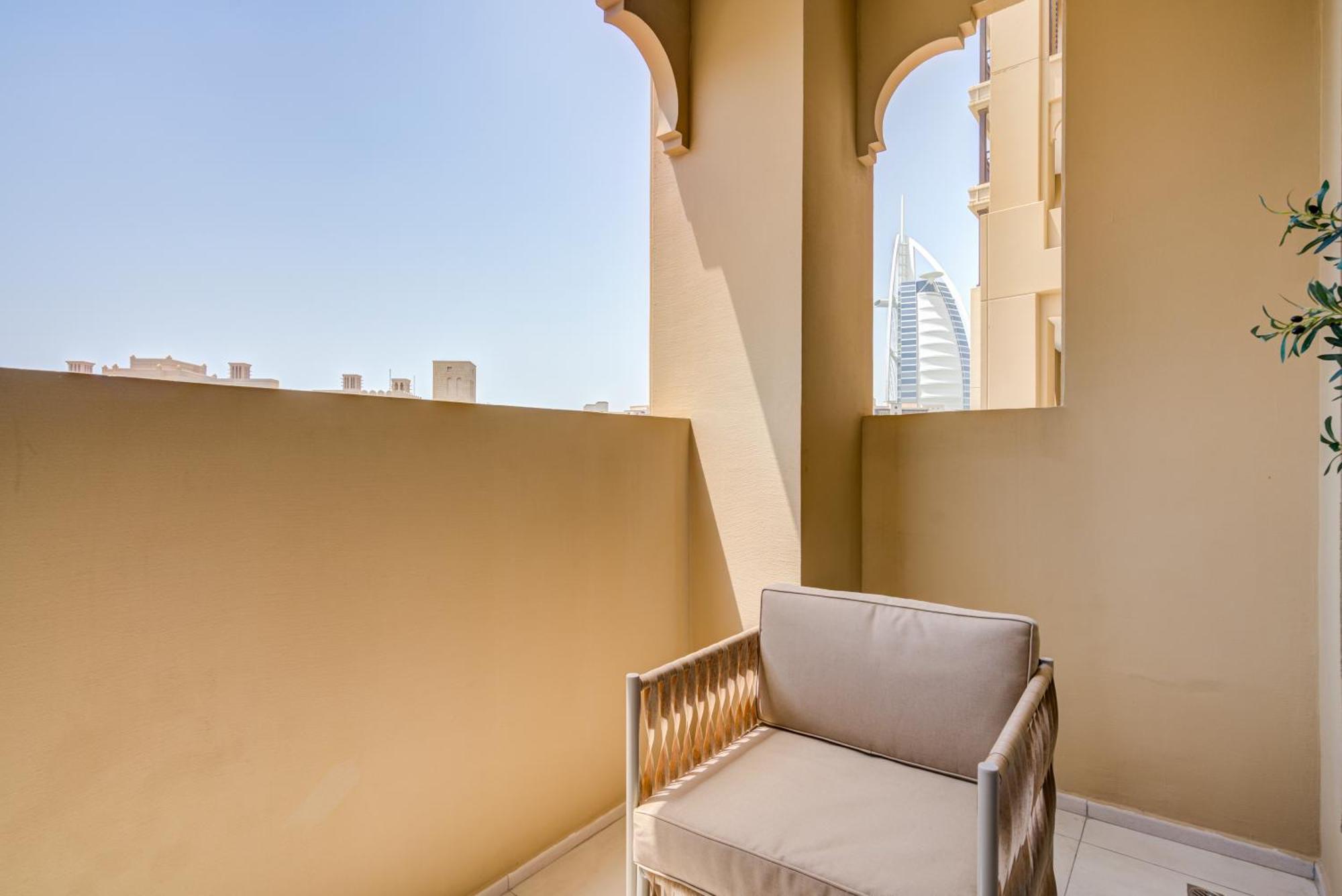 Apartment Trophy Luxe Jumeirah Retreat W Burj Al Arb Views