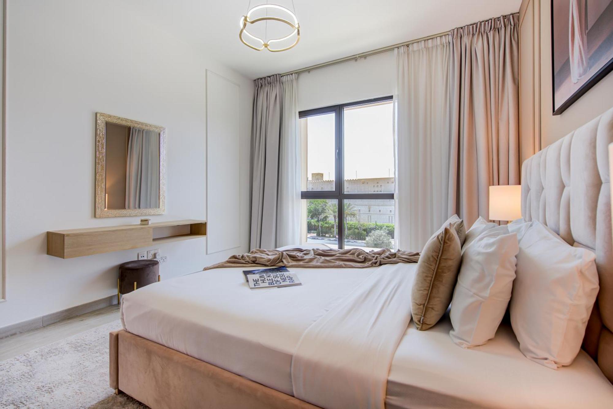 Trophy Luxe Jumeirah Retreat W Burj Al Arb Views